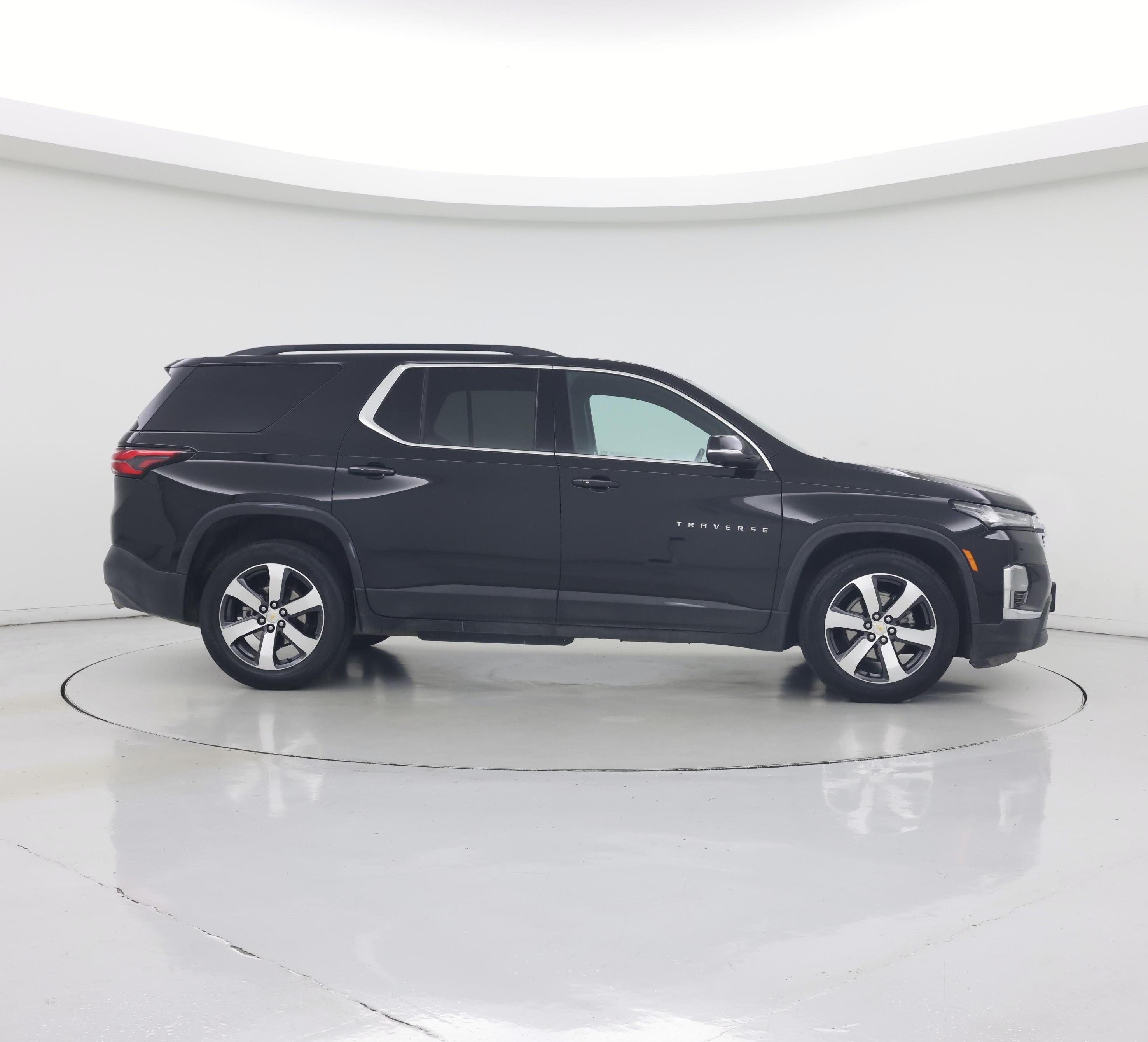Thumbnail: 2023 Chevrolet Traverse - 7