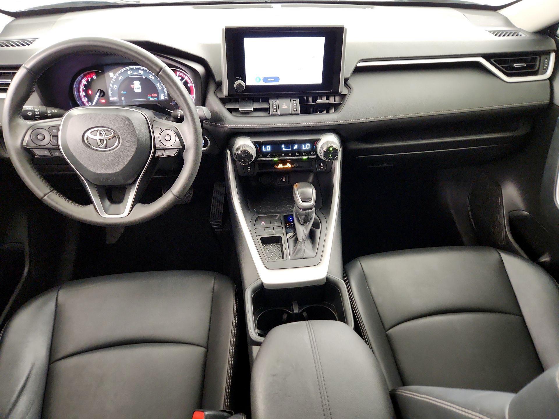 Thumbnail: 2024 Toyota RAV4 - 9