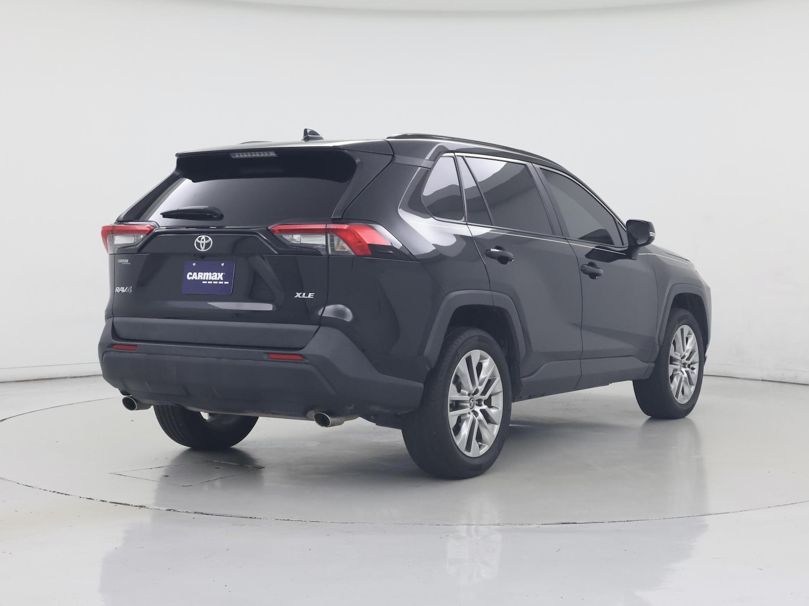 2024 Toyota RAV4 XLE Premium - Photo 9