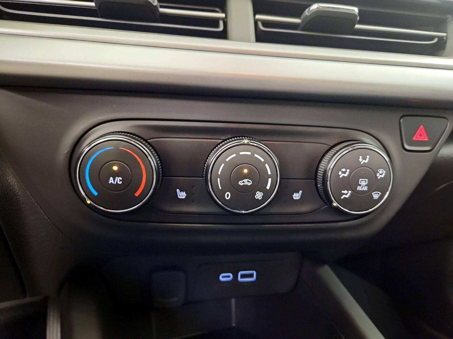 Thumbnail: 2024 Chevrolet Trax - 16