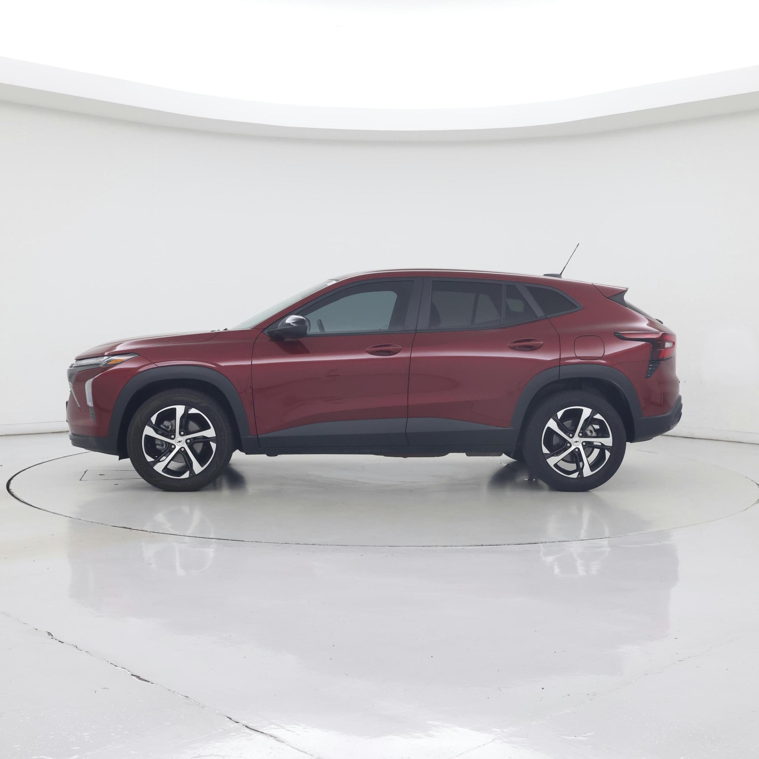 Thumbnail: 2024 Chevrolet Trax - 3