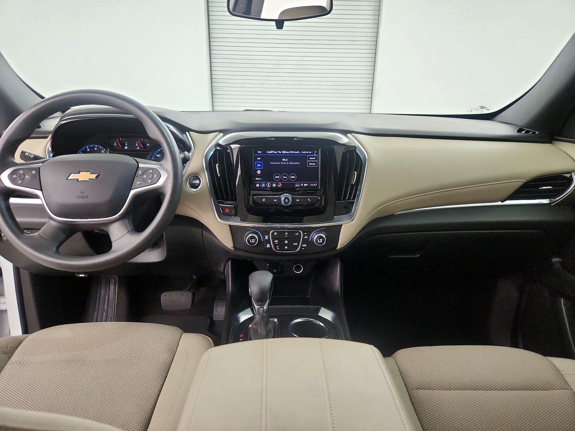 Thumbnail: 2023 Chevrolet Traverse - 9