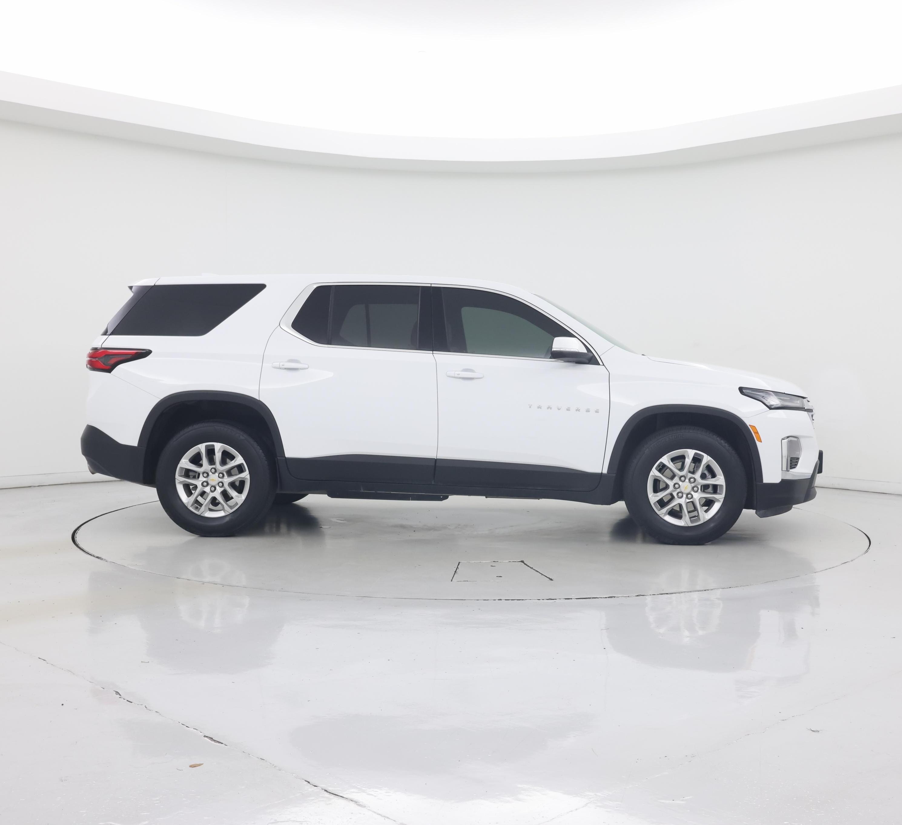 Thumbnail: 2023 Chevrolet Traverse - 7