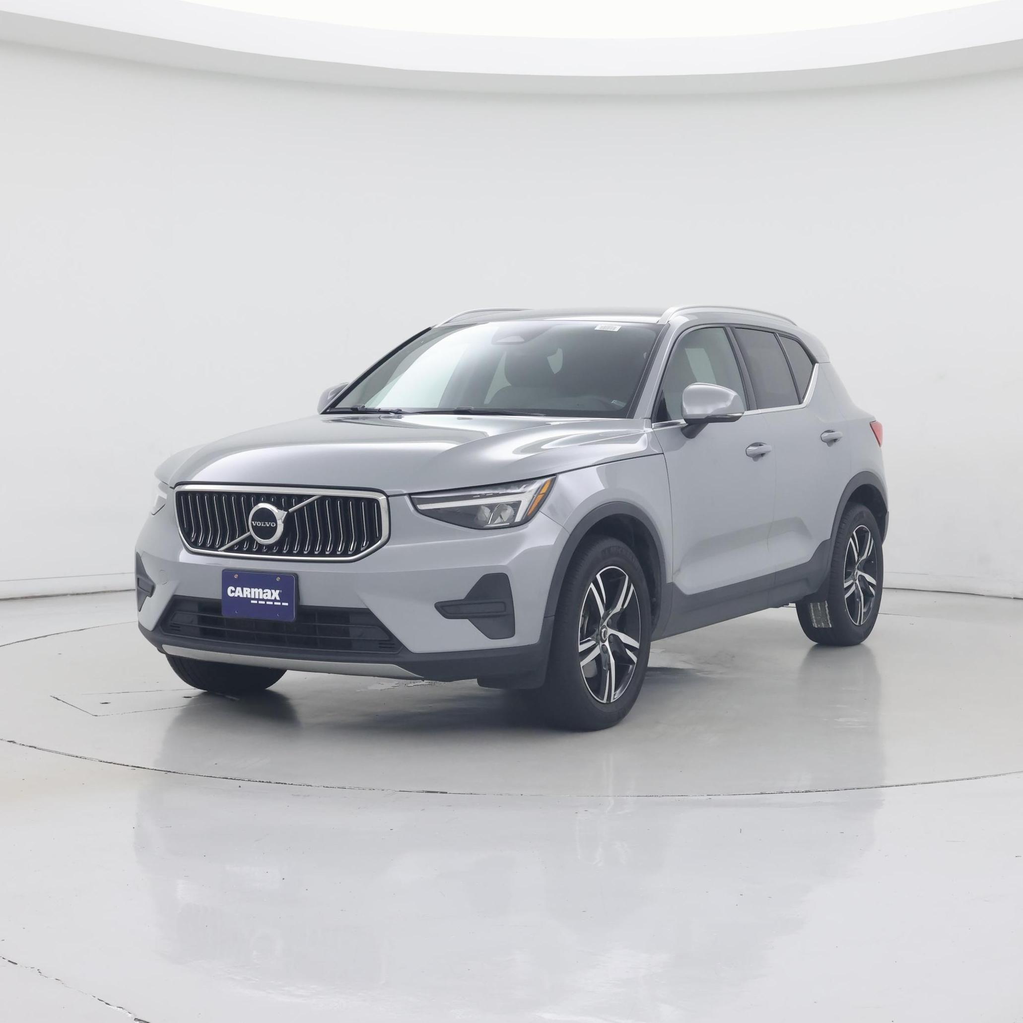 Thumbnail: 2024 Volvo XC40 - 4