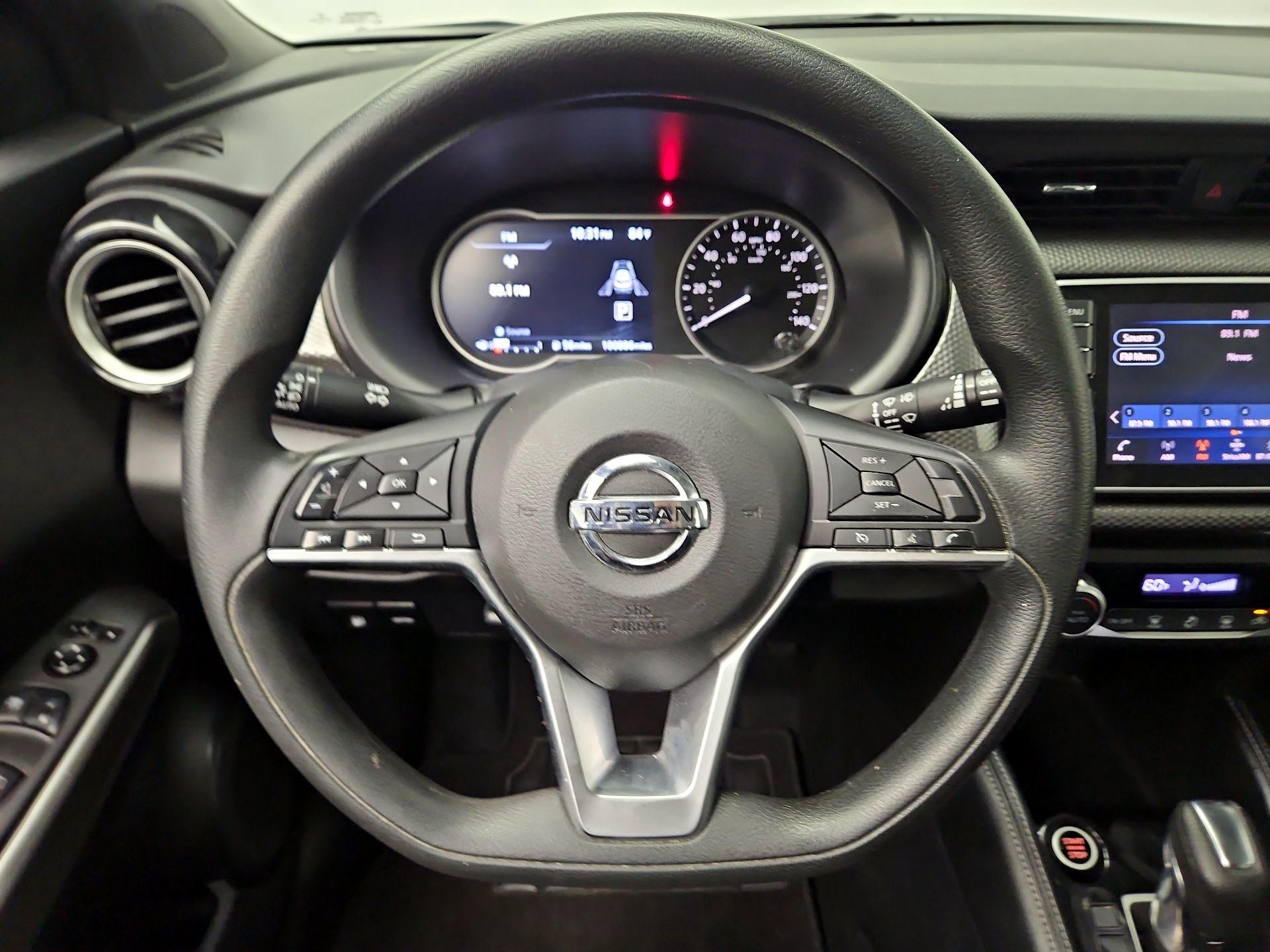 Thumbnail: 2020 Nissan Kicks - 10