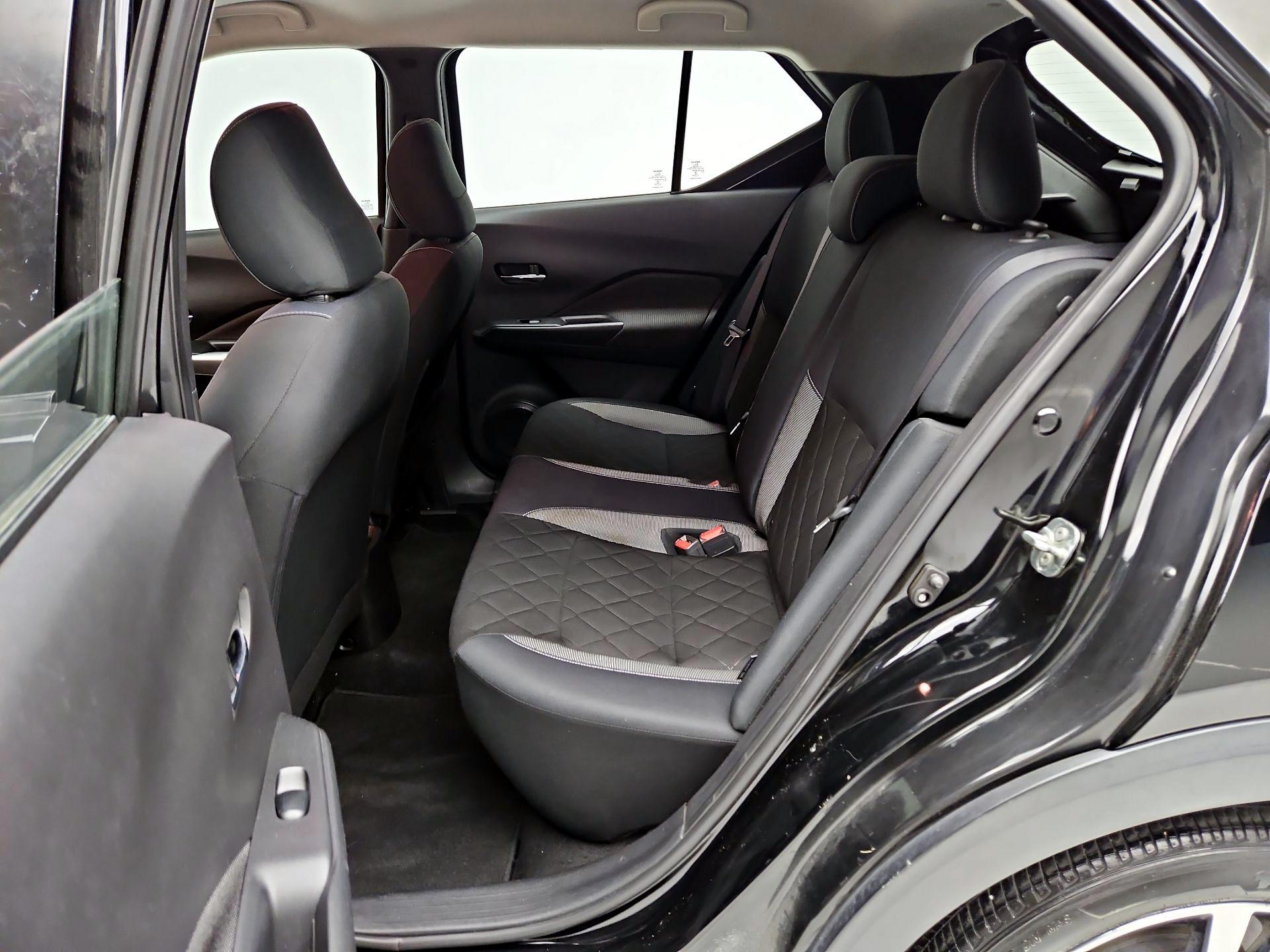 Thumbnail: 2020 Nissan Kicks - 18