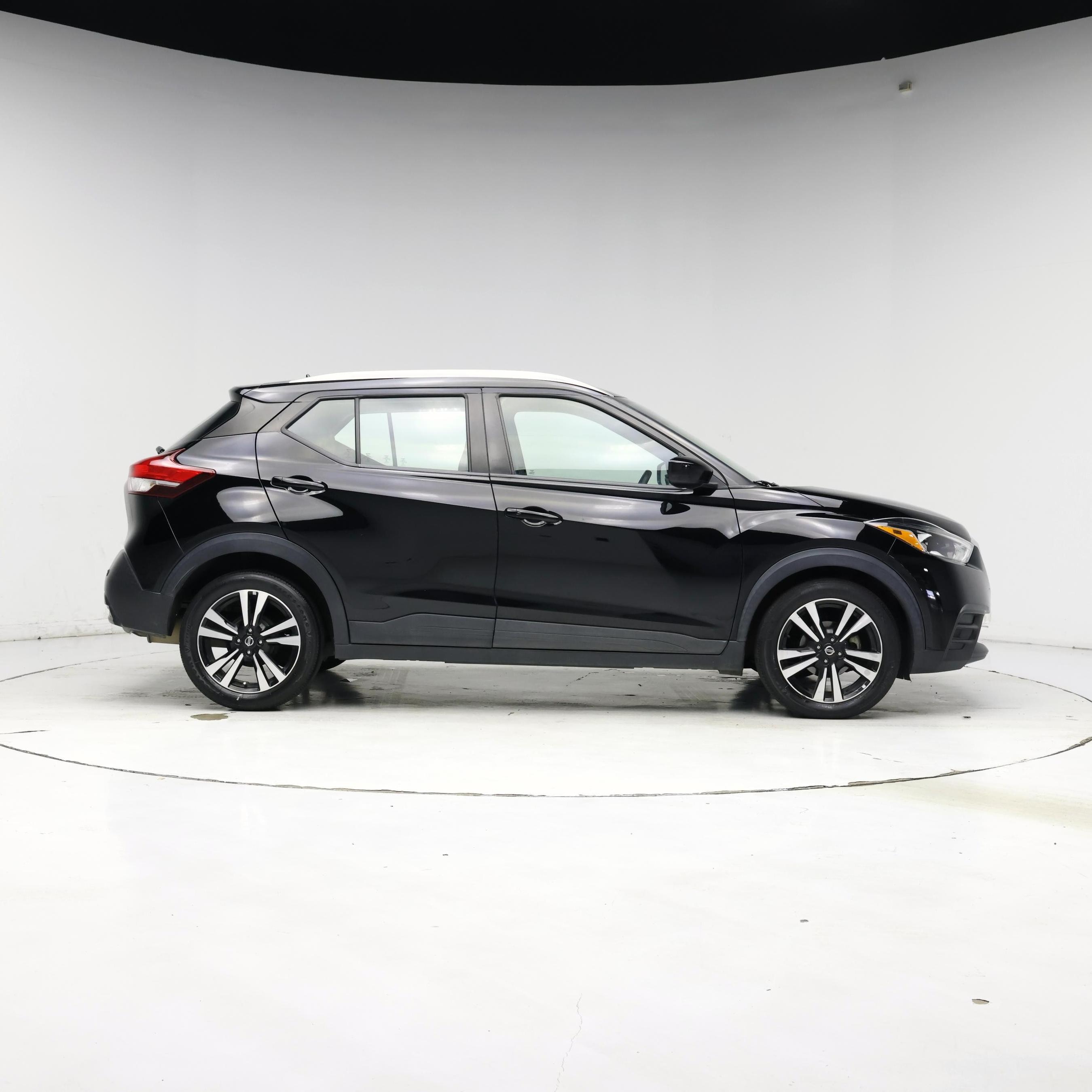 Thumbnail: 2020 Nissan Kicks - 7