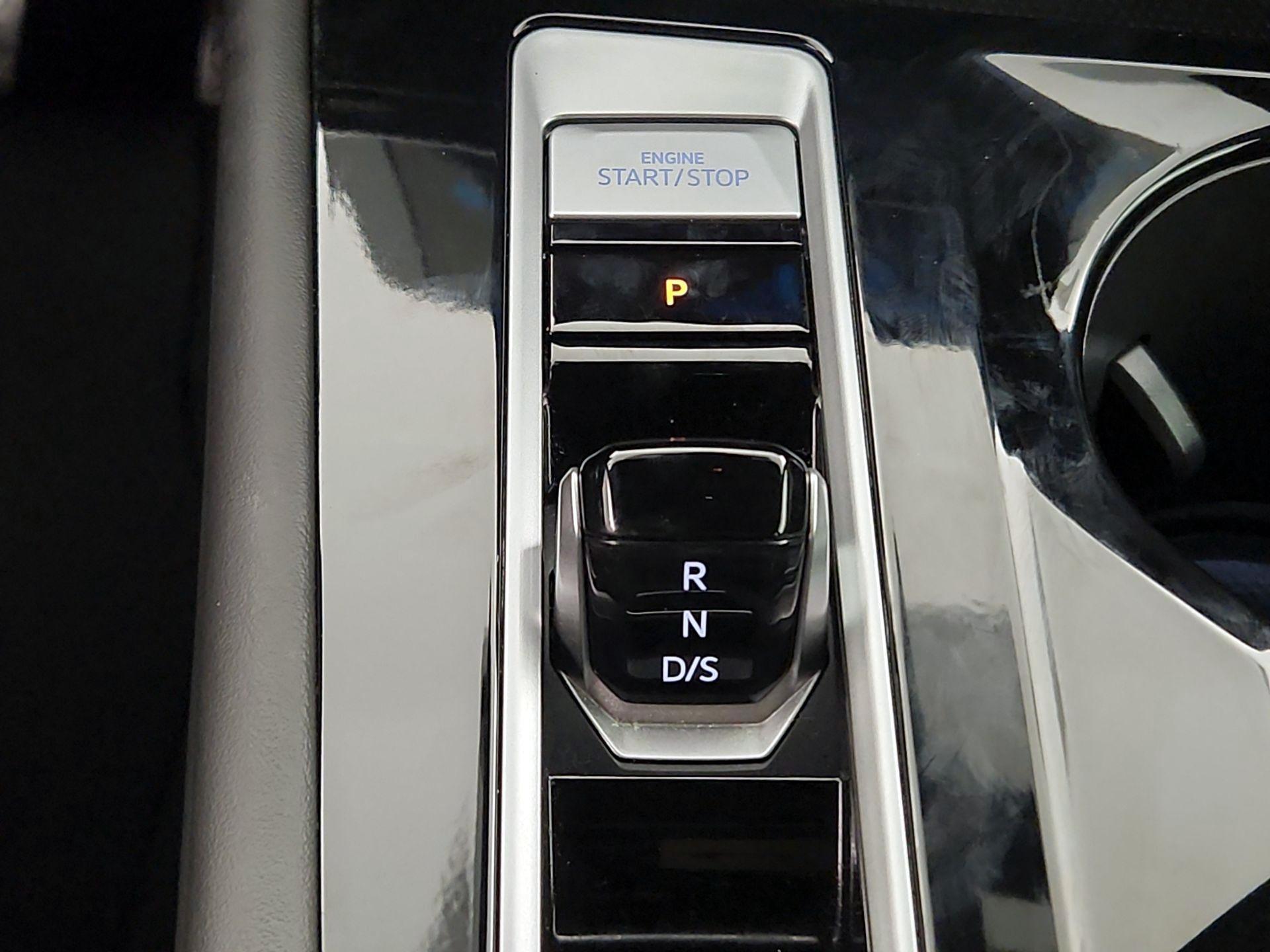 Thumbnail: 2025 Volkswagen Atlas - 17