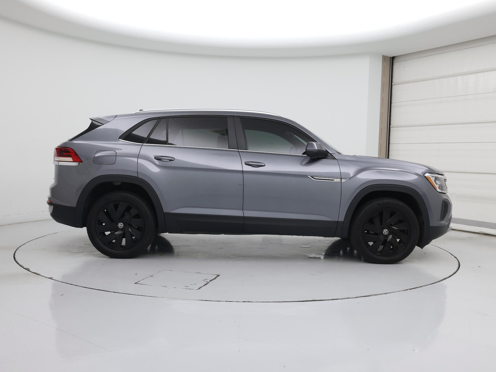 2025 Volkswagen Atlas Cross Sport SE w/Tech - Photo 8