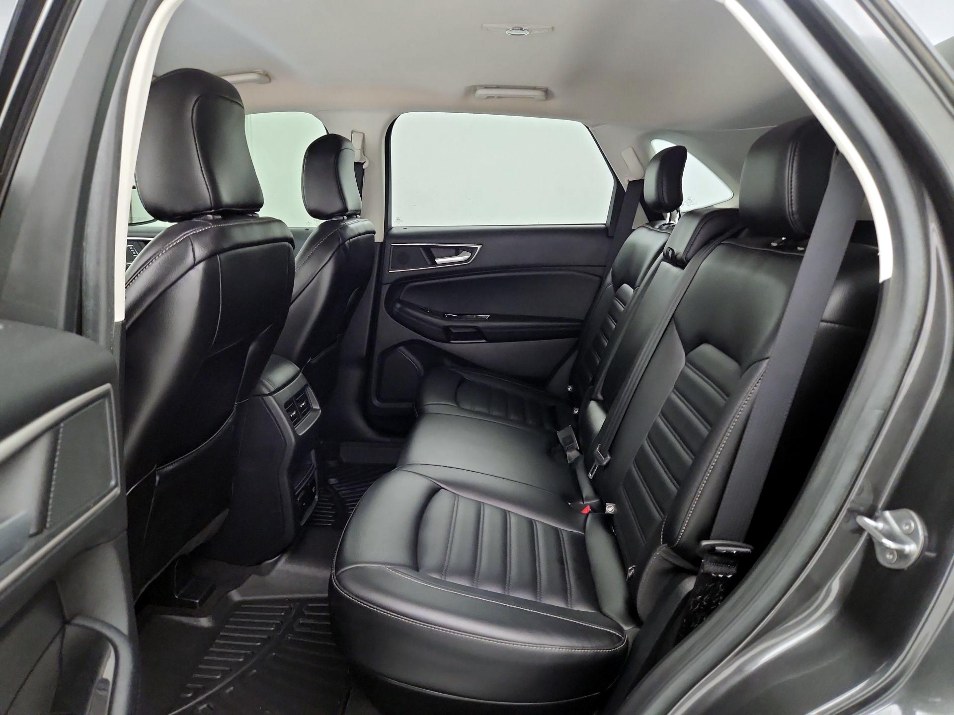 Thumbnail: 2020 Ford Edge - 20