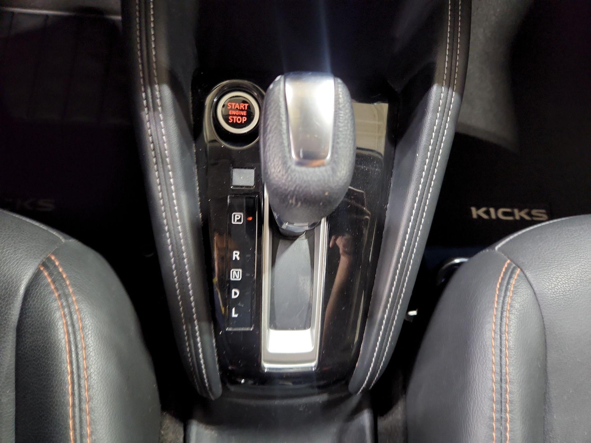 Thumbnail: 2020 Nissan Kicks - 16