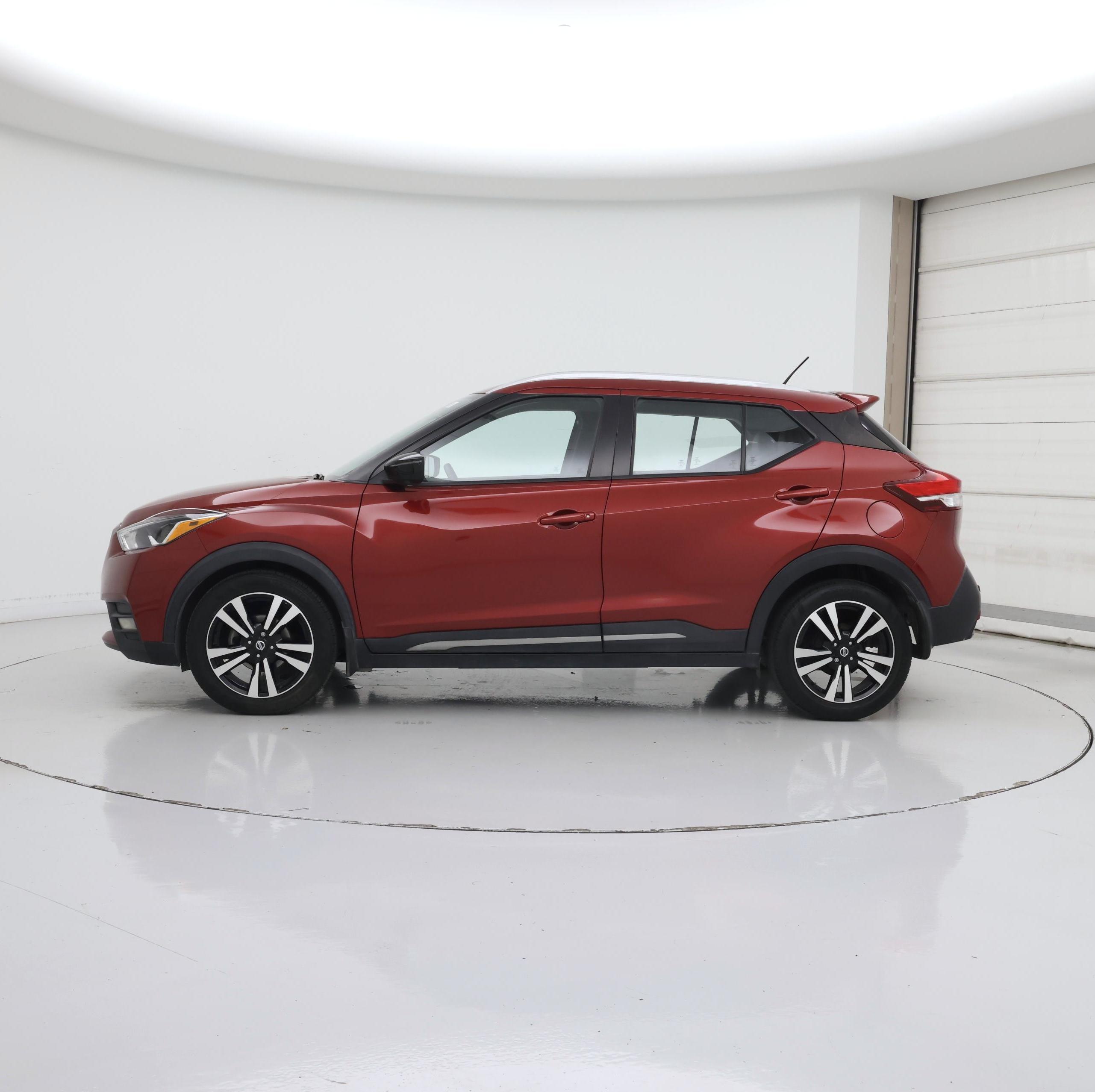 Thumbnail: 2020 Nissan Kicks - 3