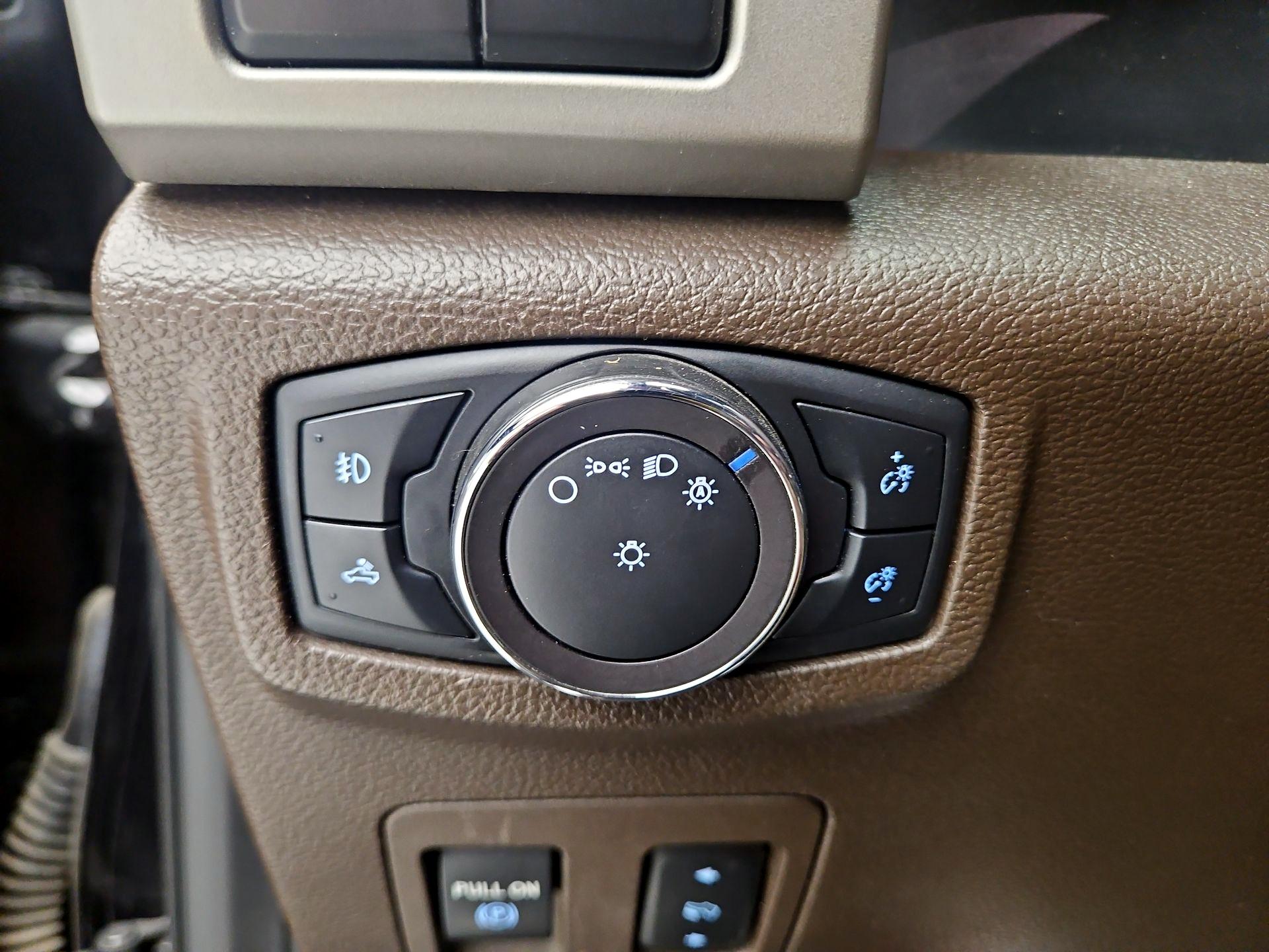 Thumbnail: 2019 Ford F-150 - 13