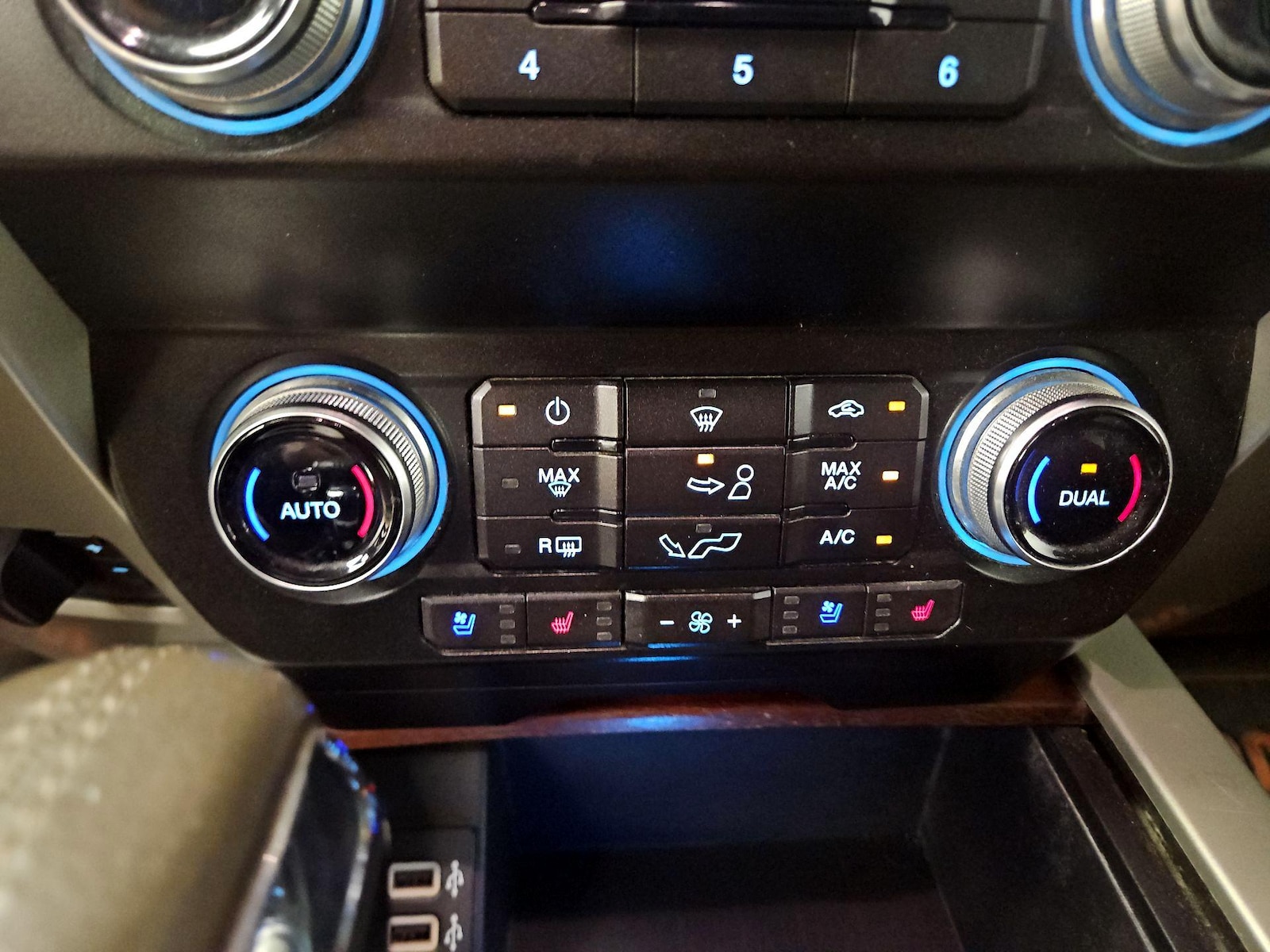 2019 Ford F-150 King Ranch - Photo 18