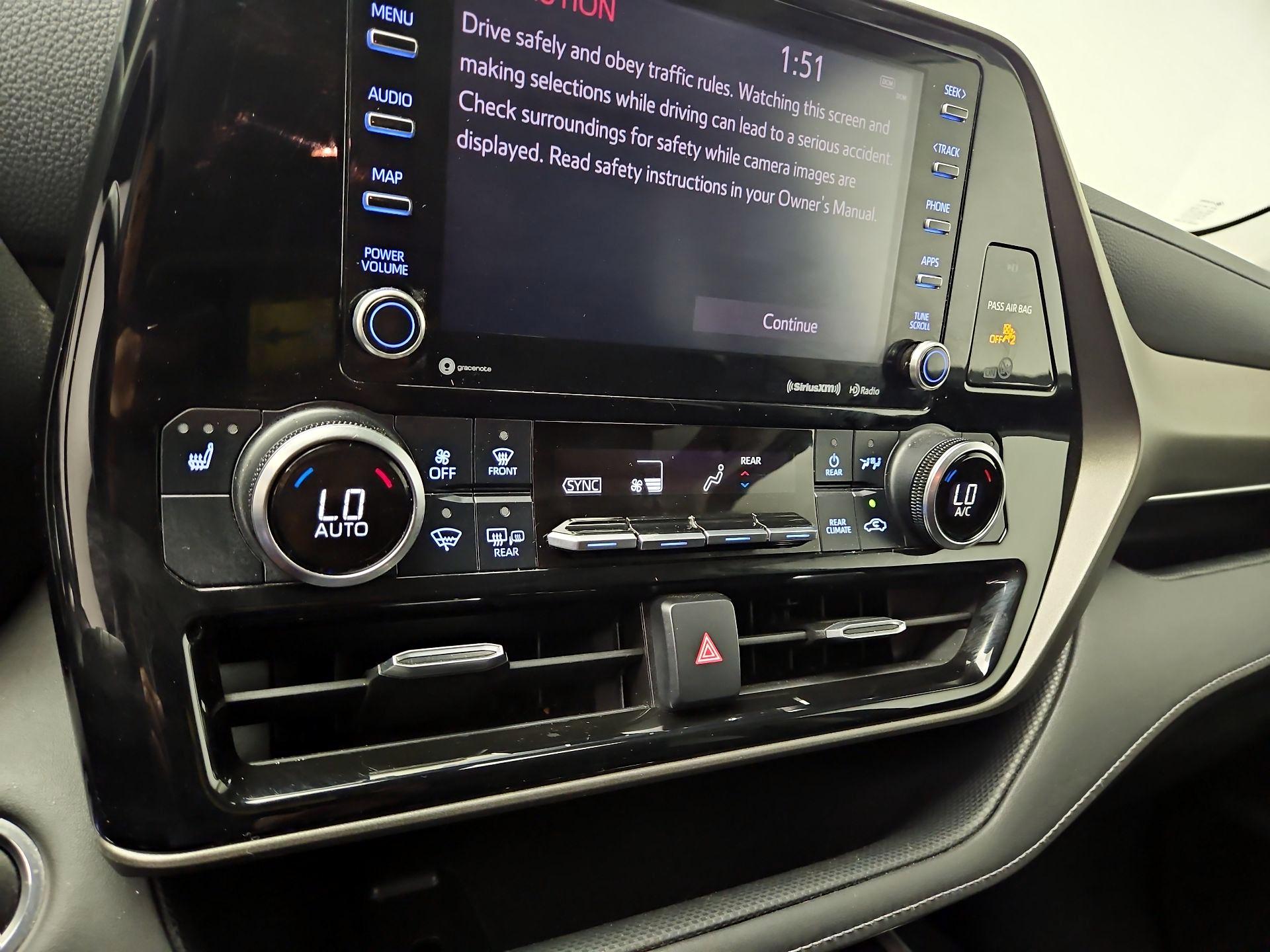 Thumbnail: 2020 Toyota Highlander - 16