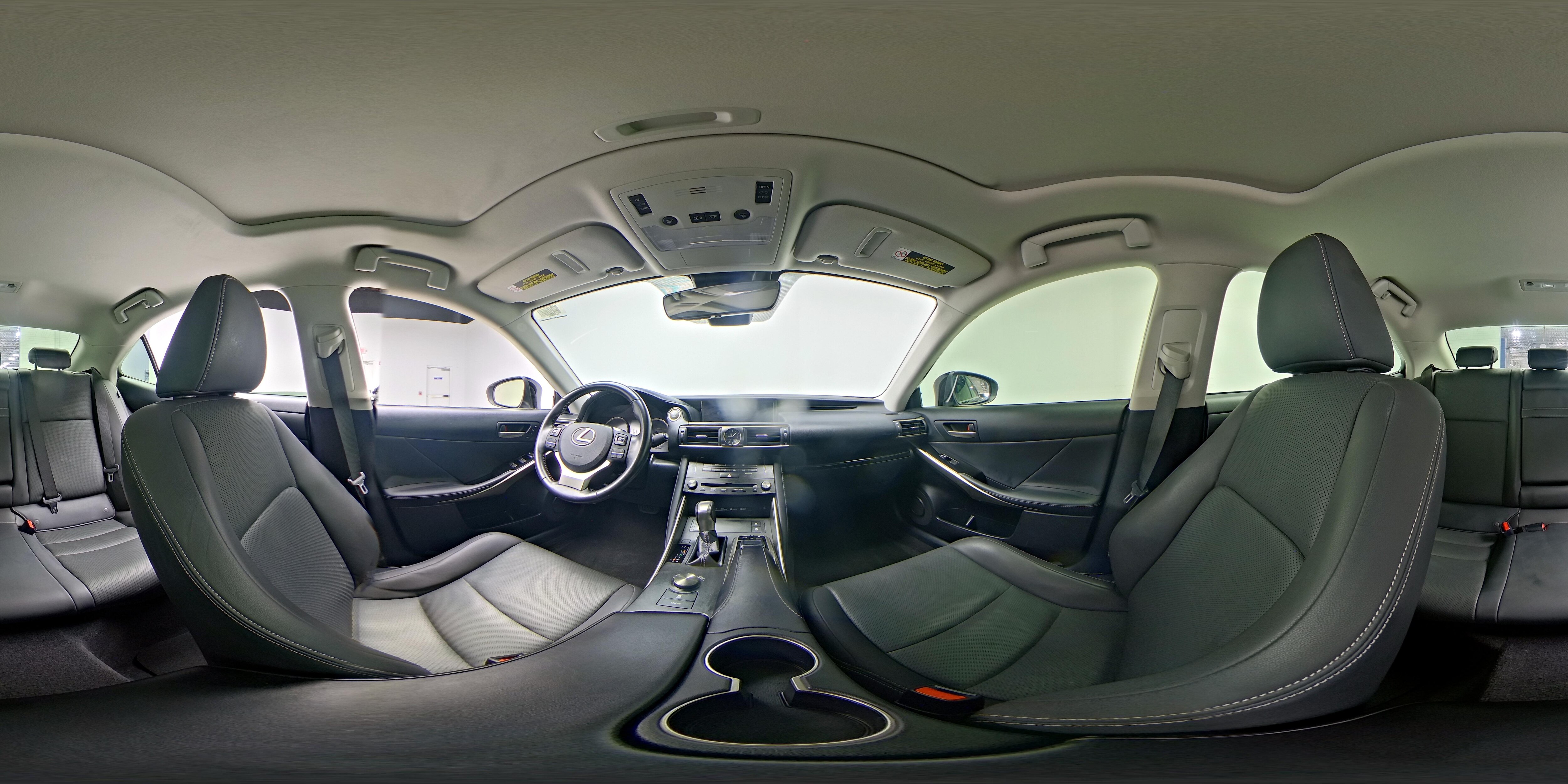 2018 Lexus IS 300 - Photo 26