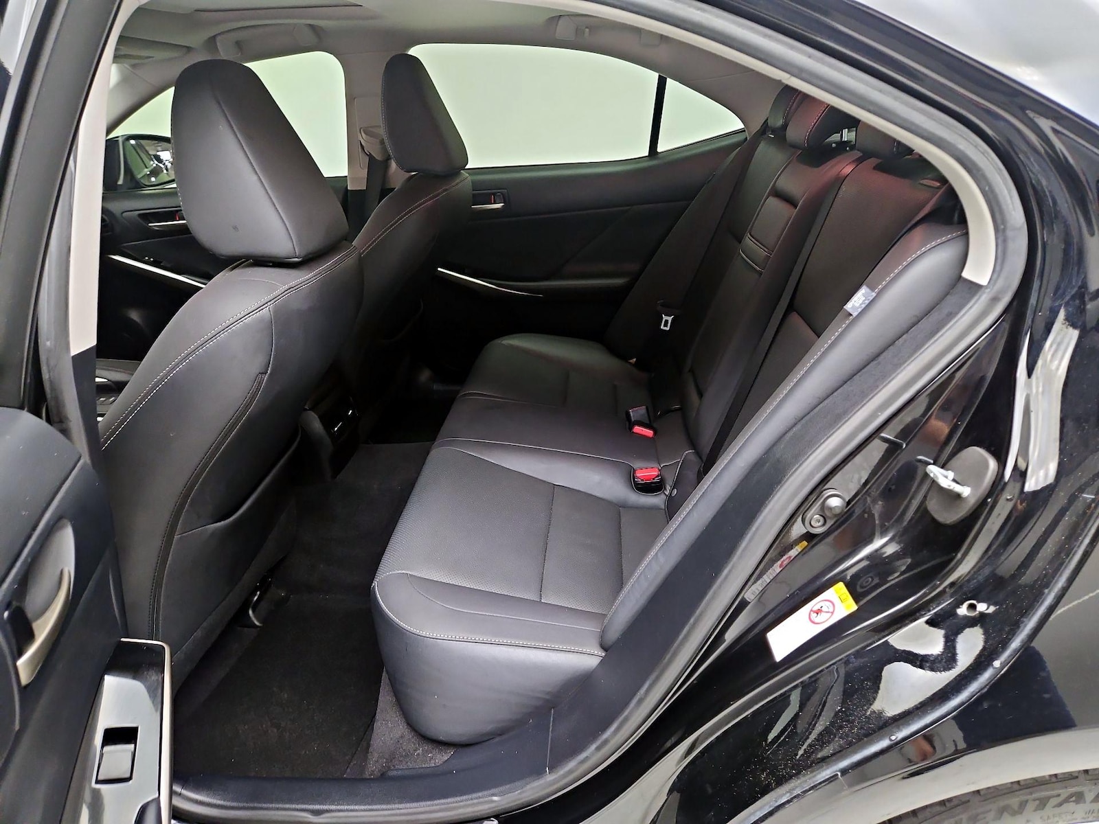 2018 Lexus IS 300 - Photo 22