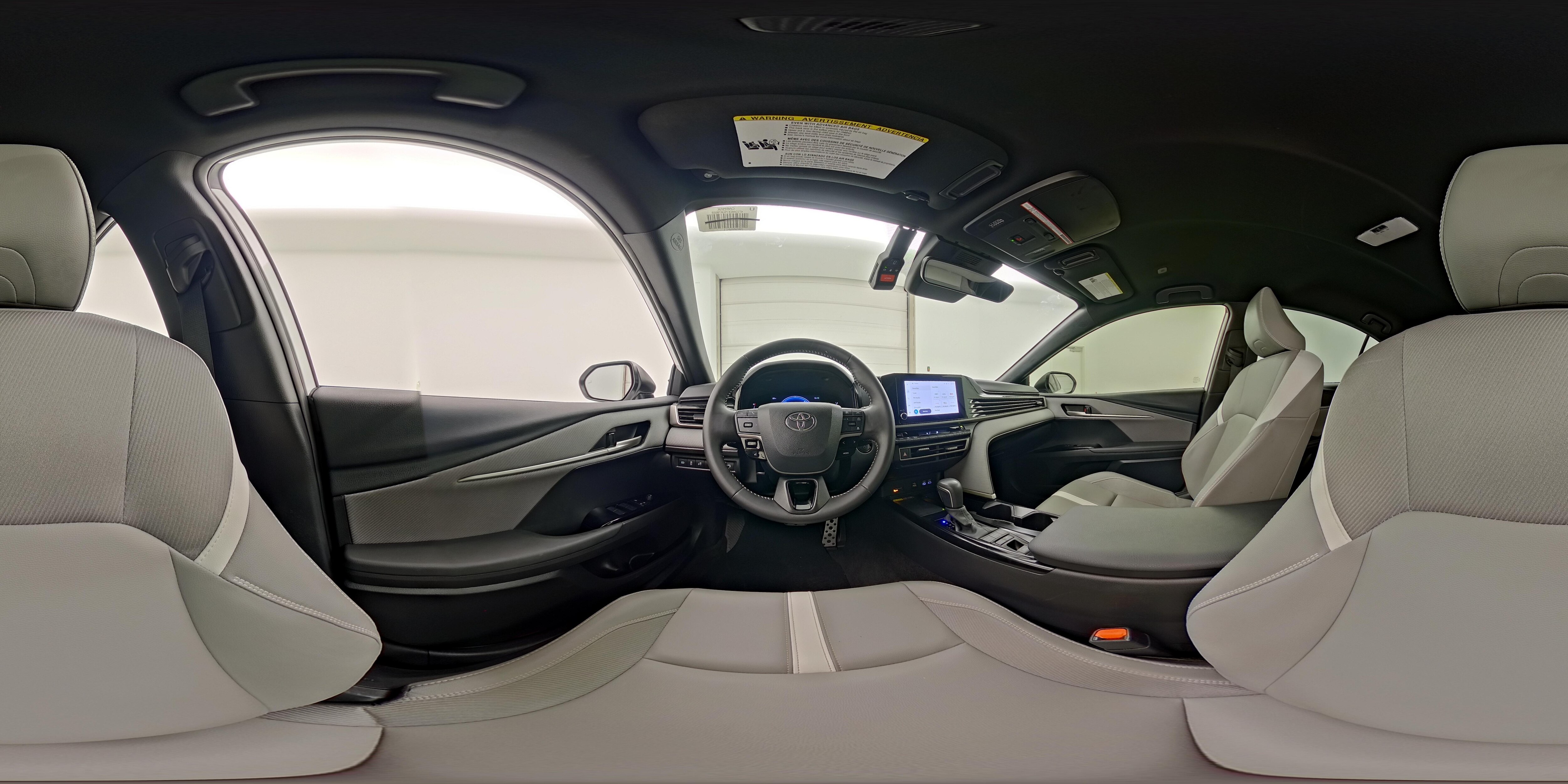 2025 Toyota Camry SE - Photo 27