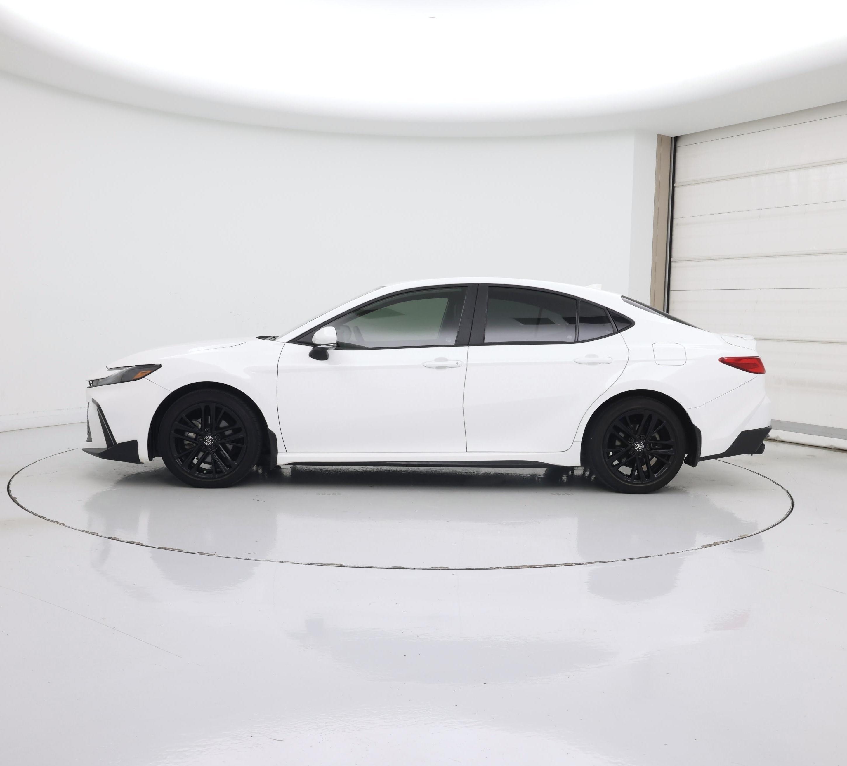 Thumbnail: 2025 Toyota Camry - 3