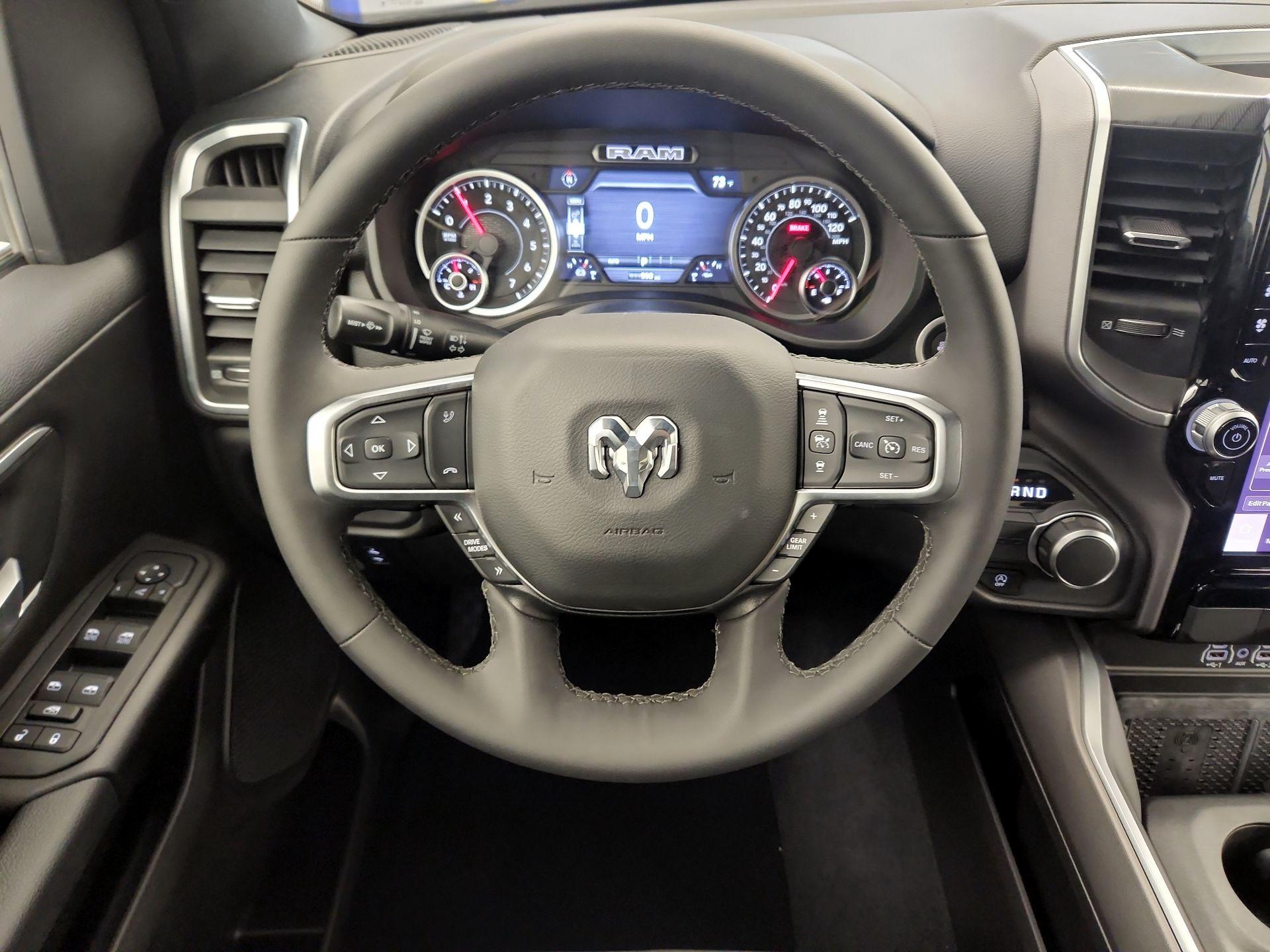 Thumbnail: 2025 RAM 1500 - 10