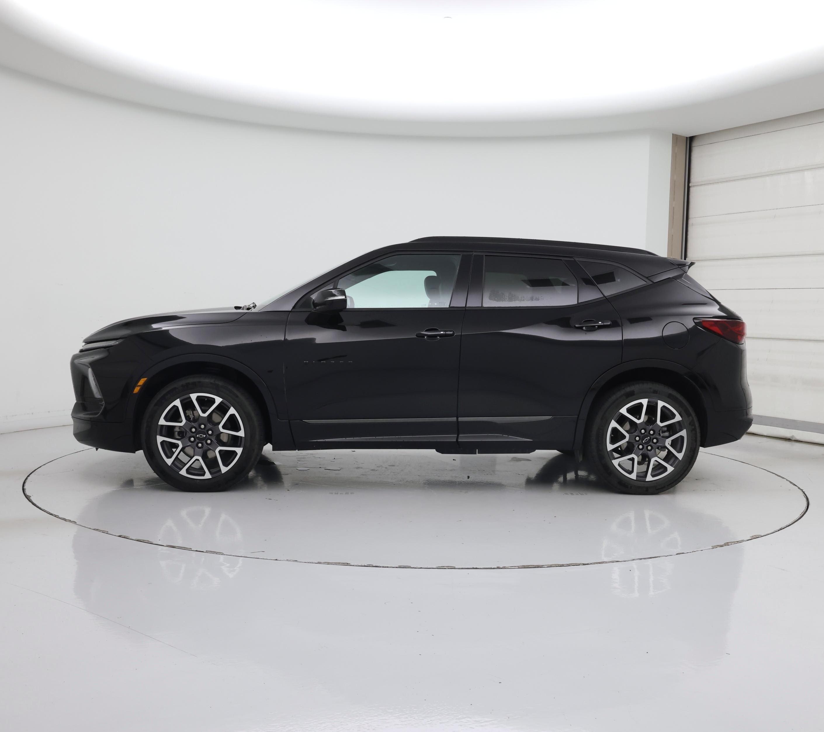 Thumbnail: 2025 Chevrolet Blazer - 3