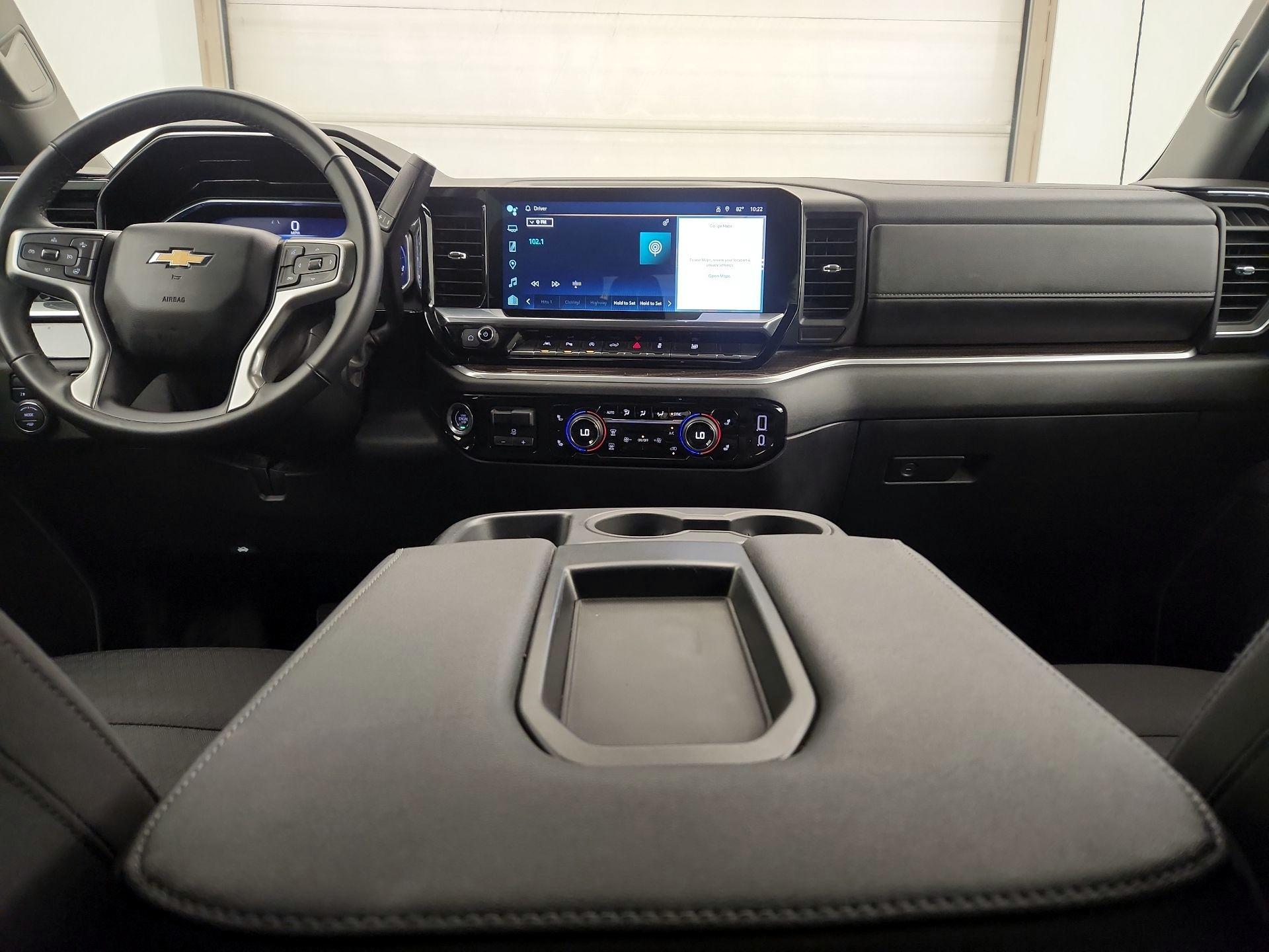 Thumbnail: 2025 Chevrolet Silverado 1500 - 9