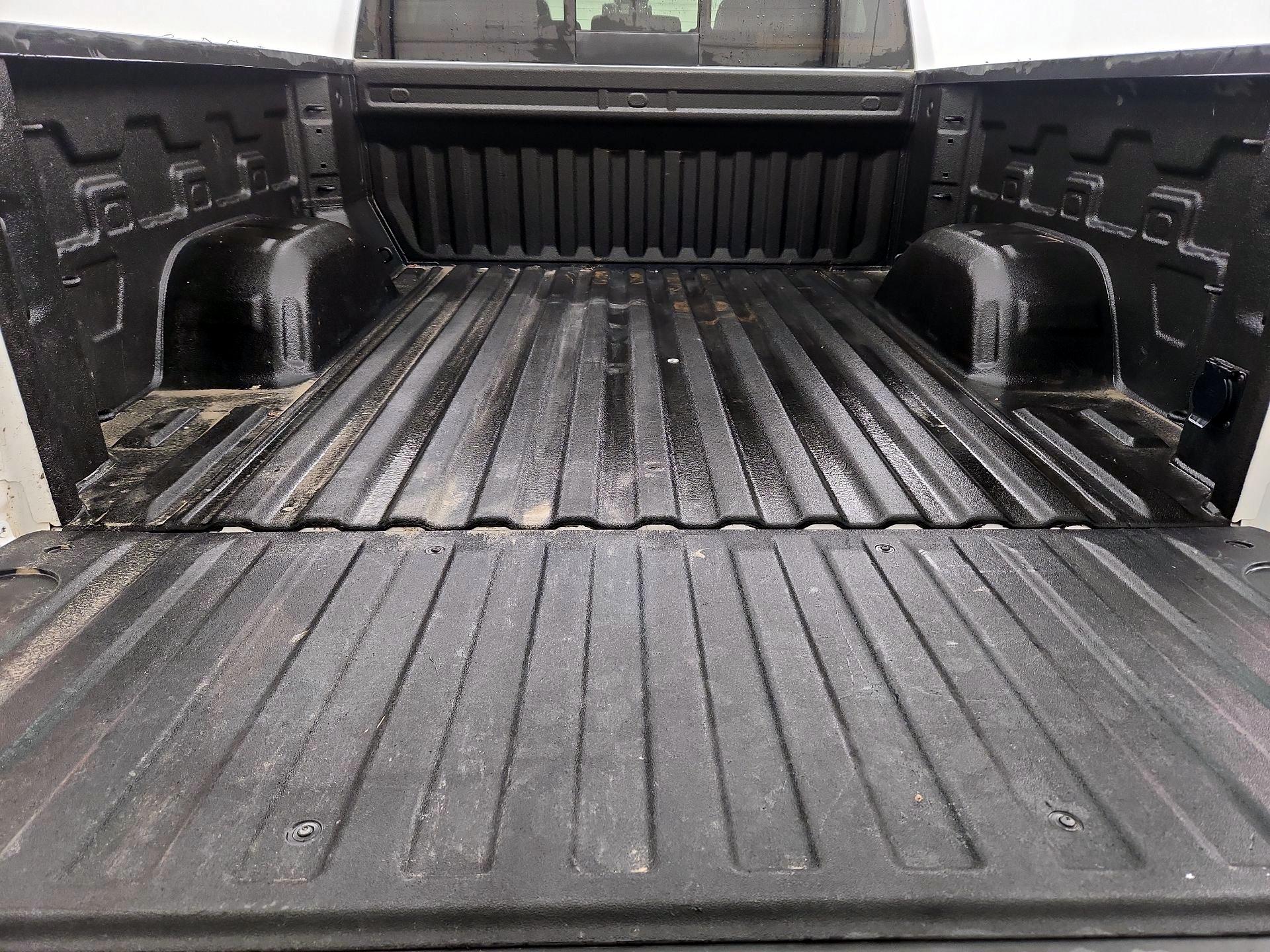 Thumbnail: 2025 Chevrolet Silverado 1500 - 20
