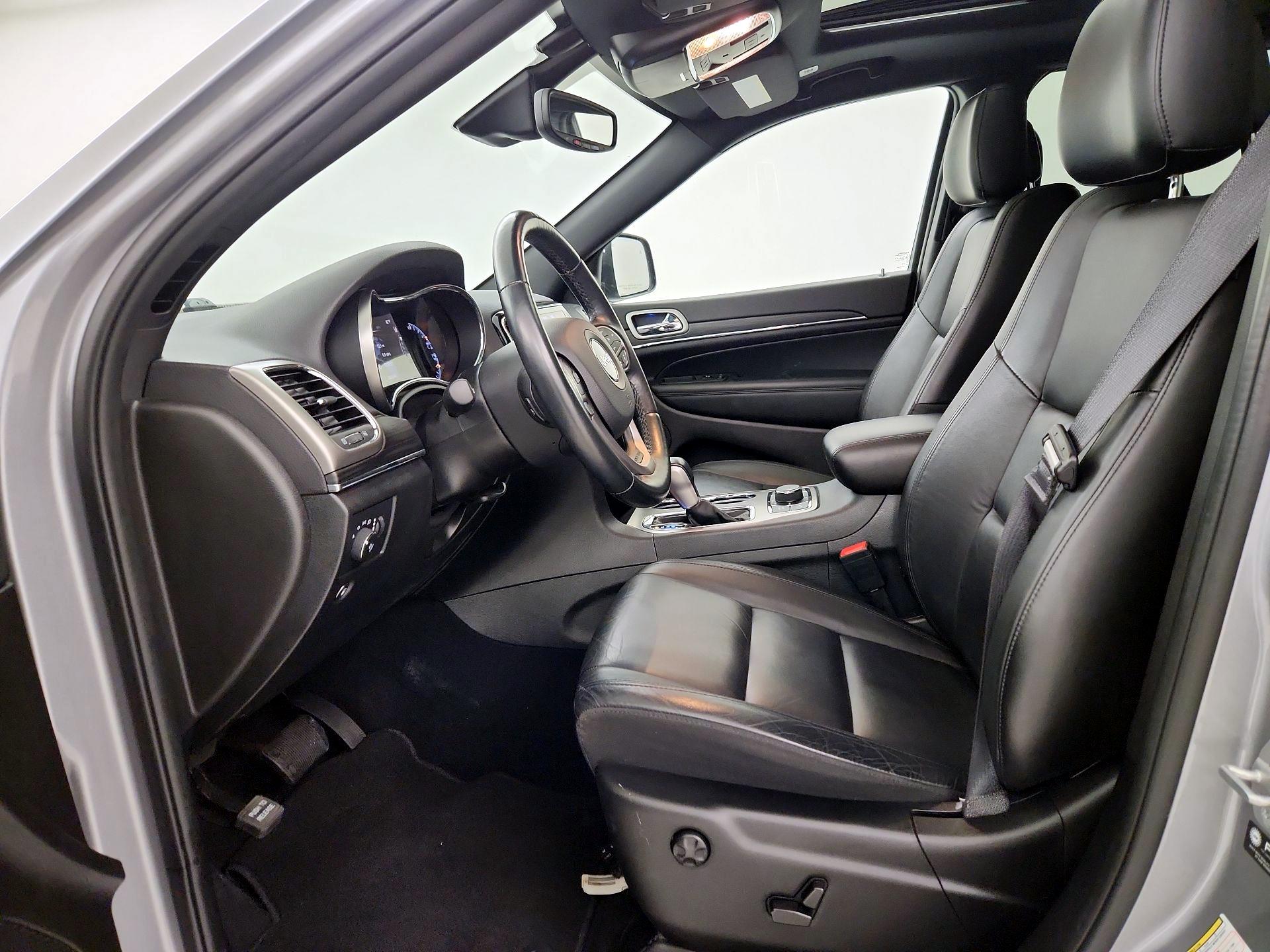 Thumbnail: 2021 Jeep Grand Cherokee - 11