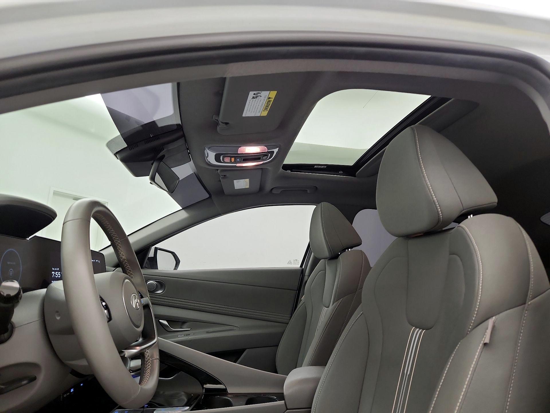 Thumbnail: 2024 Hyundai Elantra - 20
