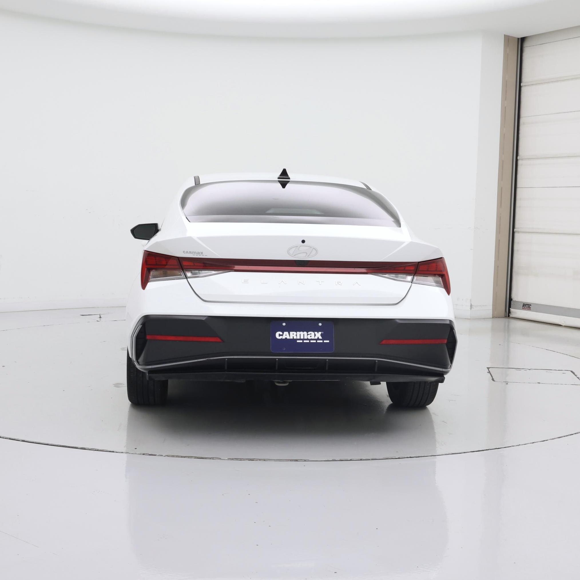 Thumbnail: 2024 Hyundai Elantra - 6