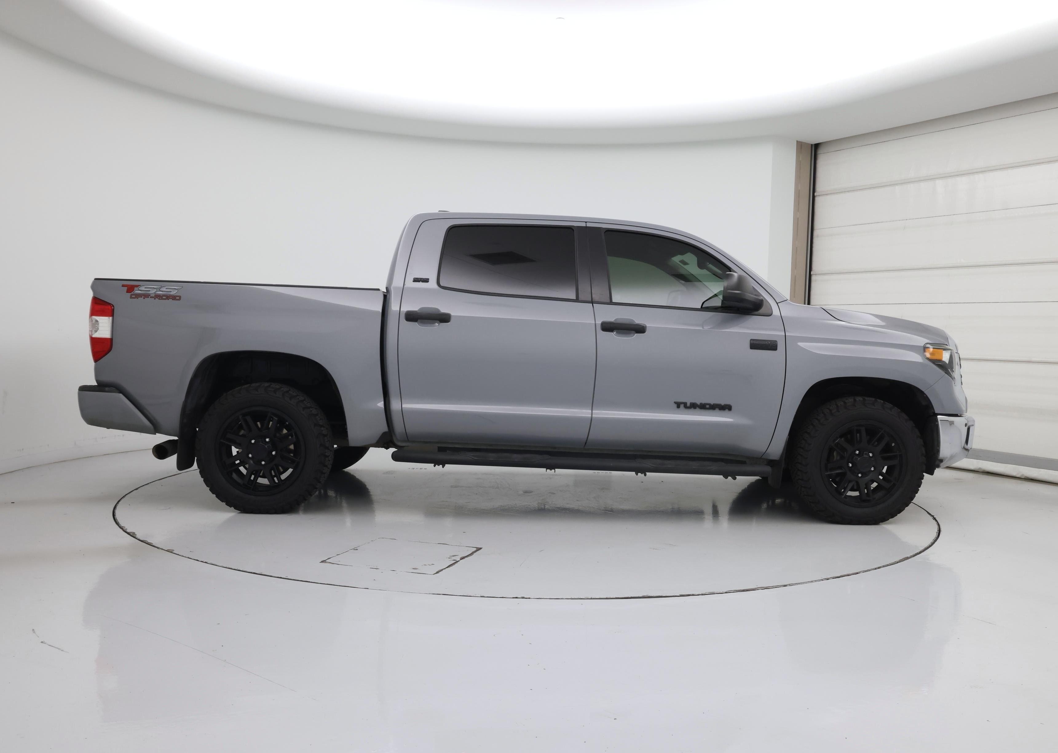 Thumbnail: 2021 Toyota Tundra - 7