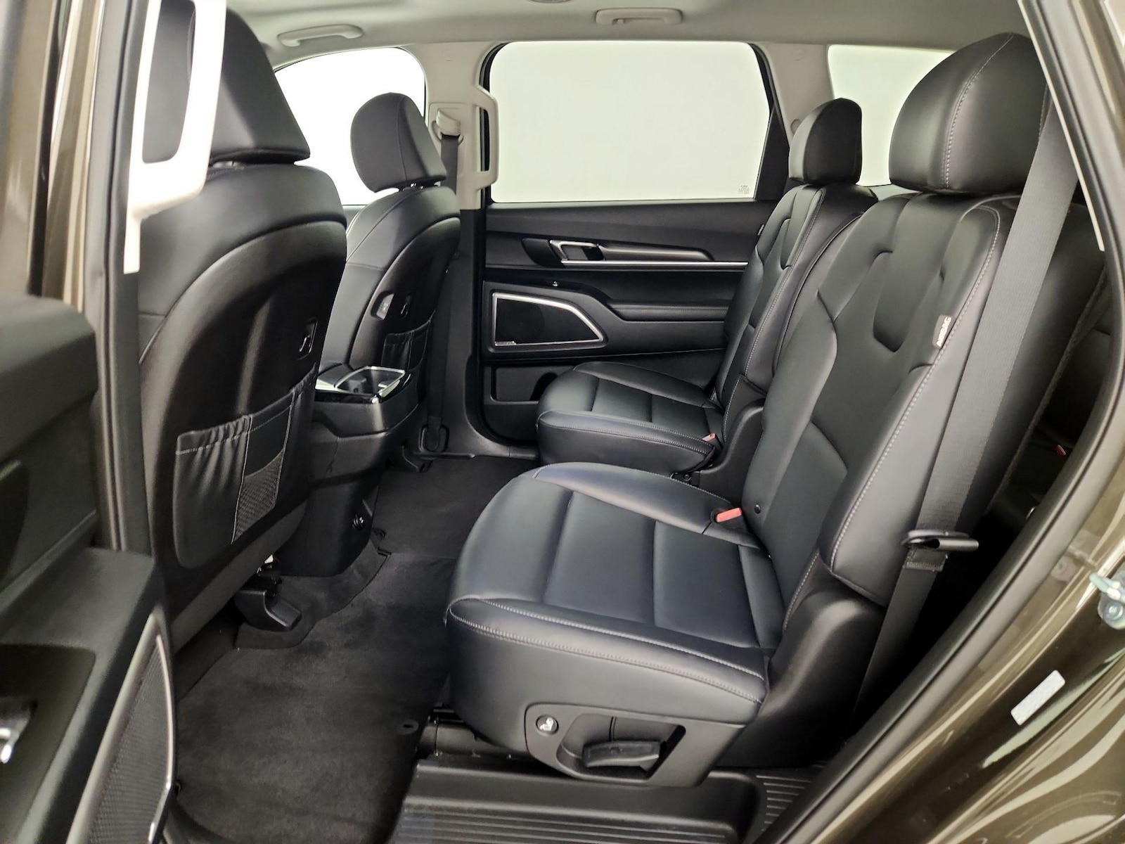 2025 Kia Telluride S - Photo 22