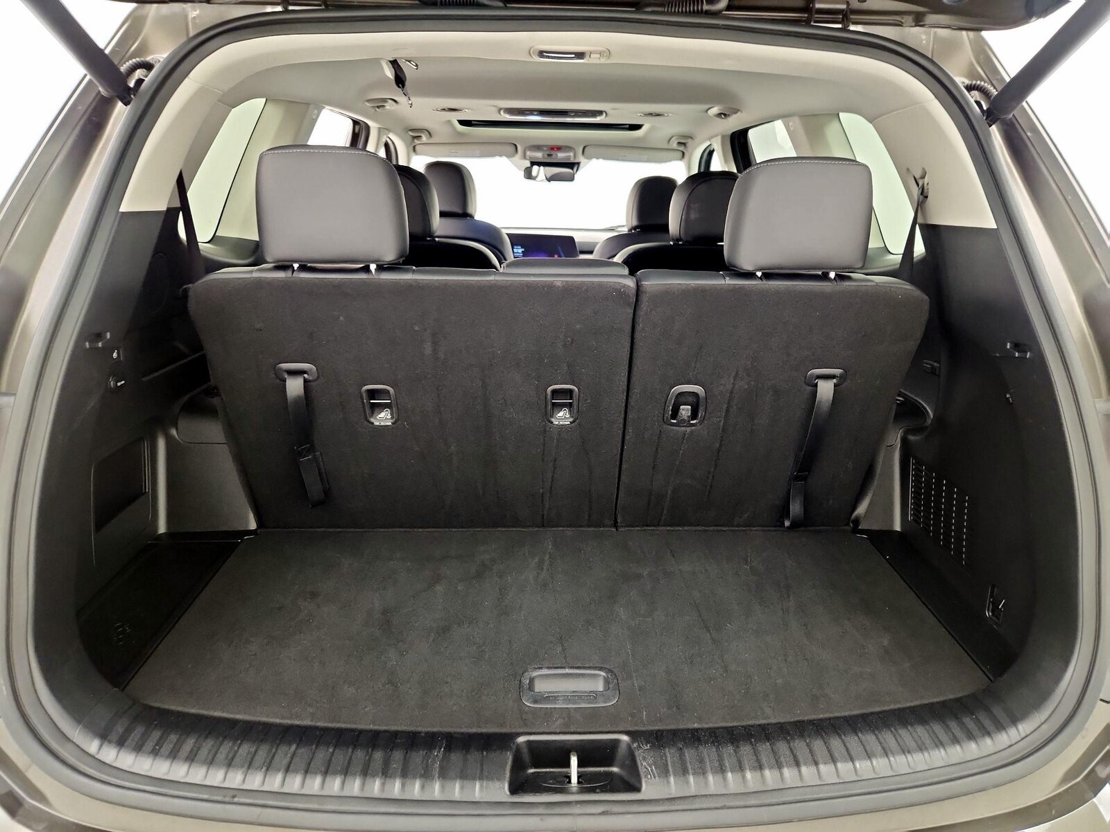 2025 Kia Telluride S - Photo 24