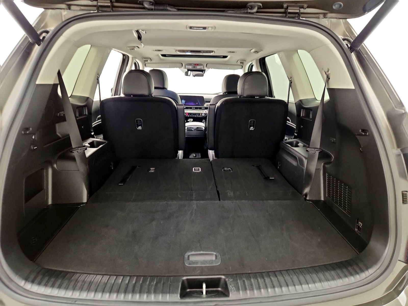 2025 Kia Telluride S - Photo 25