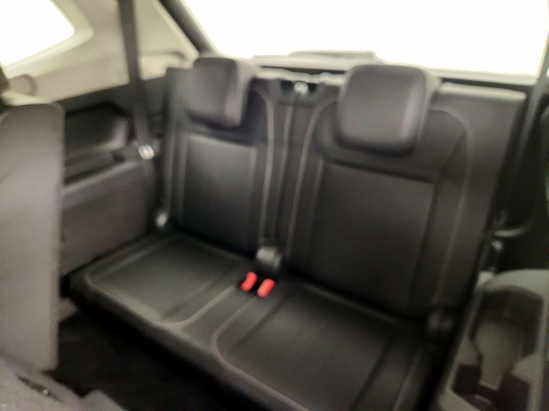 Thumbnail: 2023 Volkswagen Tiguan - 20