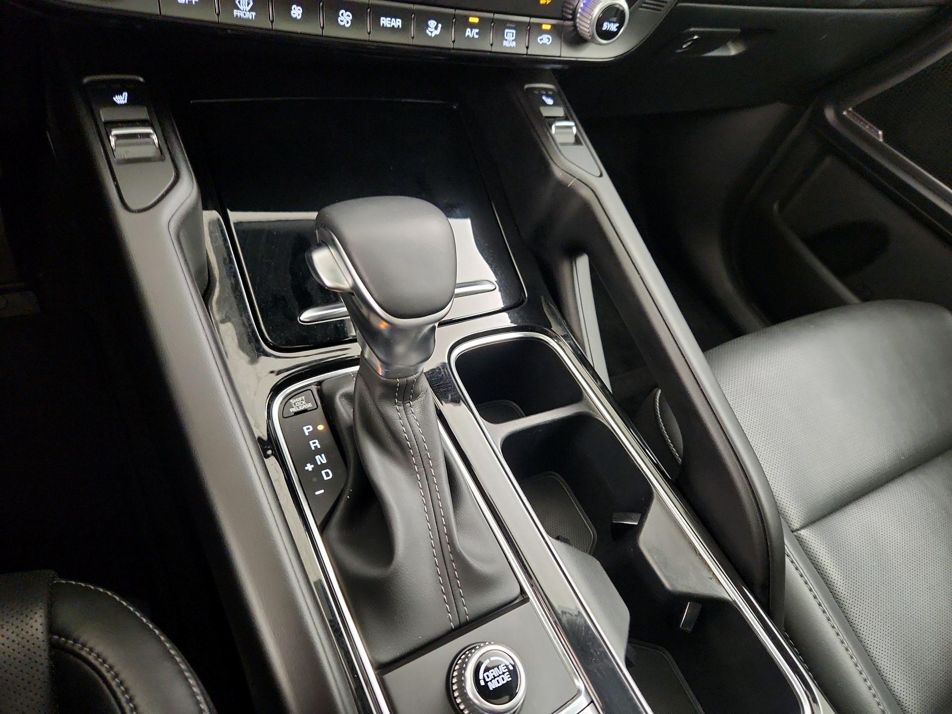Thumbnail: 2025 Kia Telluride - 18