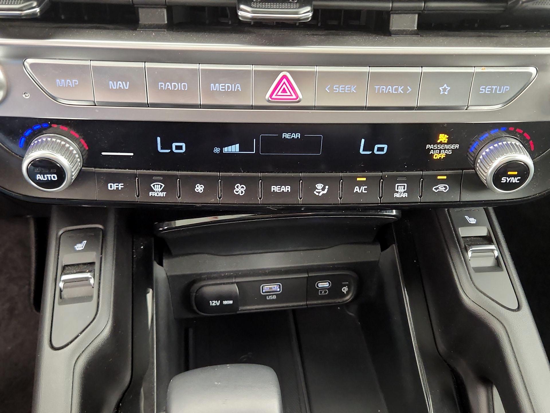 Thumbnail: 2025 Kia Telluride - 16