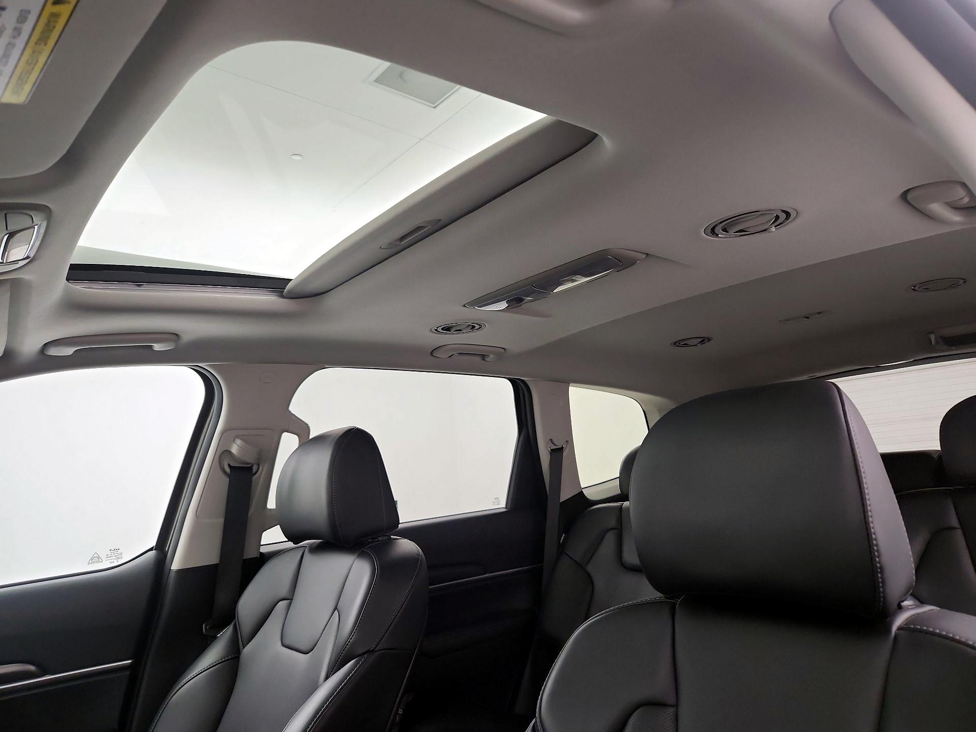 Thumbnail: 2025 Kia Telluride - 19