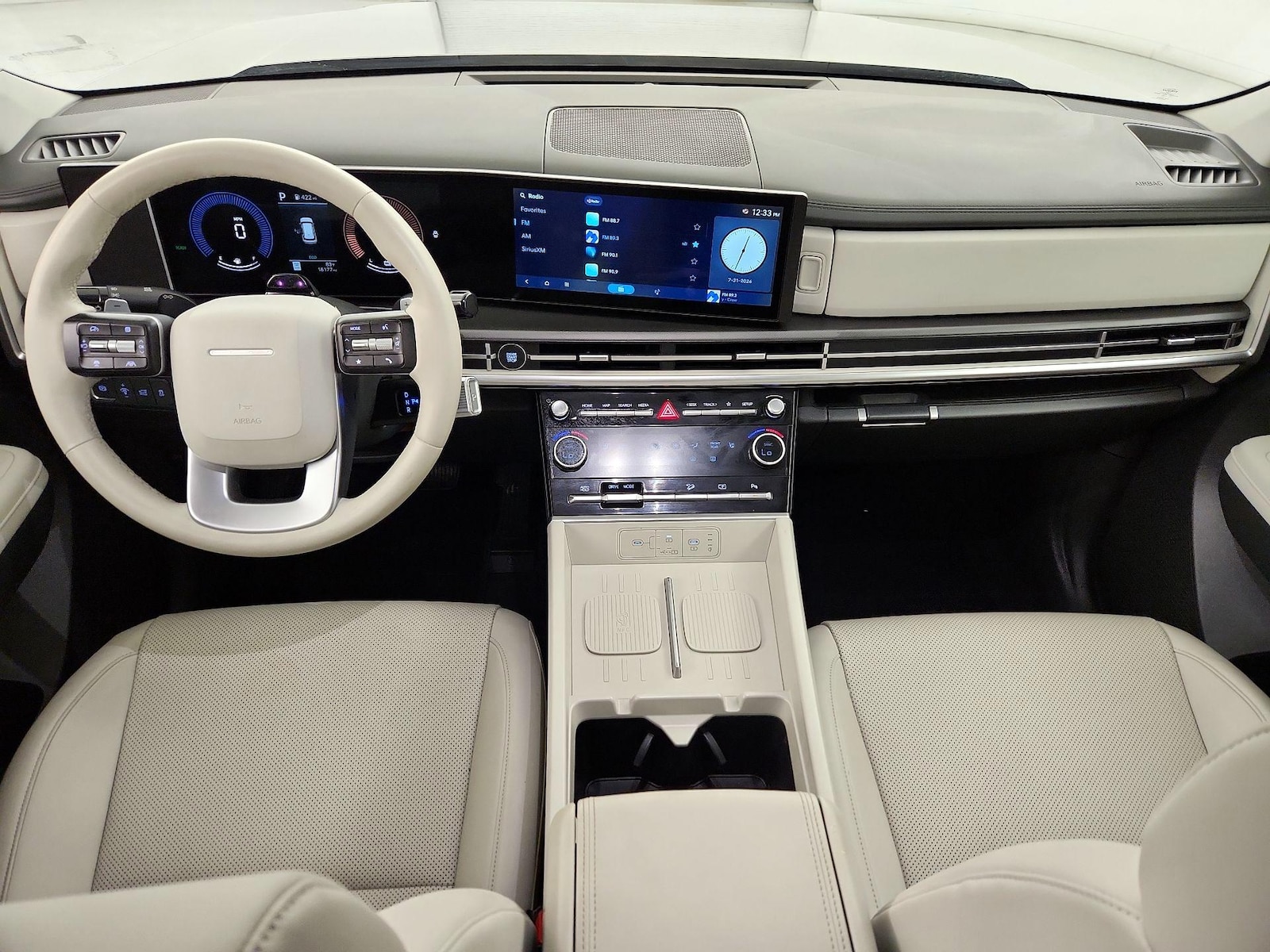 2025 Hyundai Santa Fe SEL - Photo 10