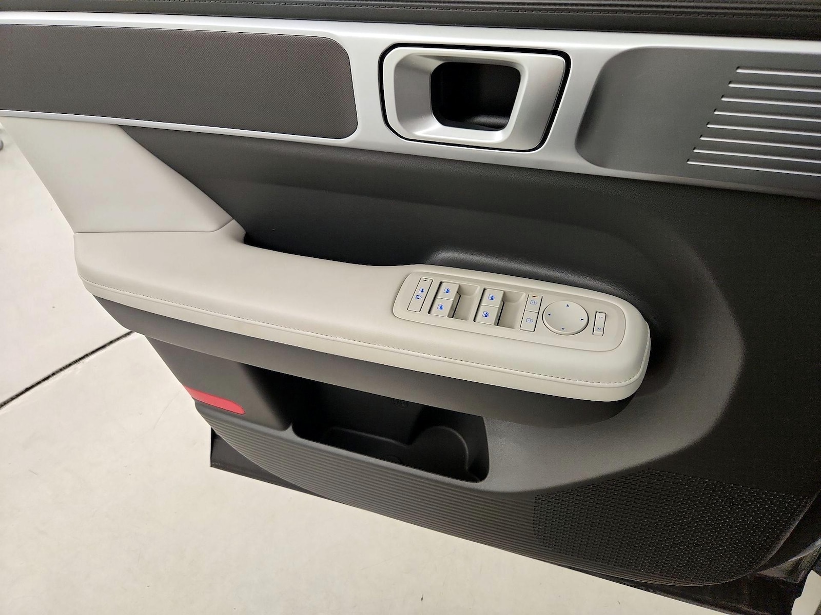 2025 Hyundai Santa Fe SEL - Photo 13