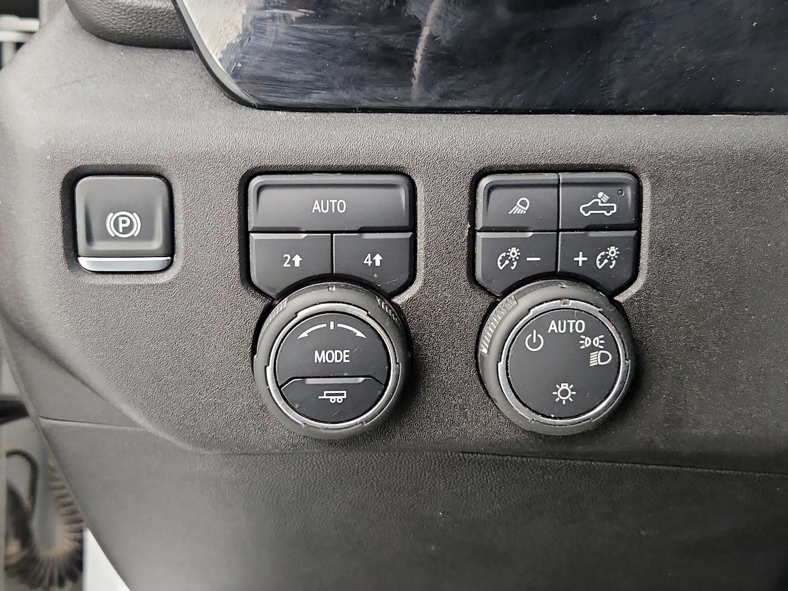 2025 Chevrolet Silverado 1500 LT - Photo 14