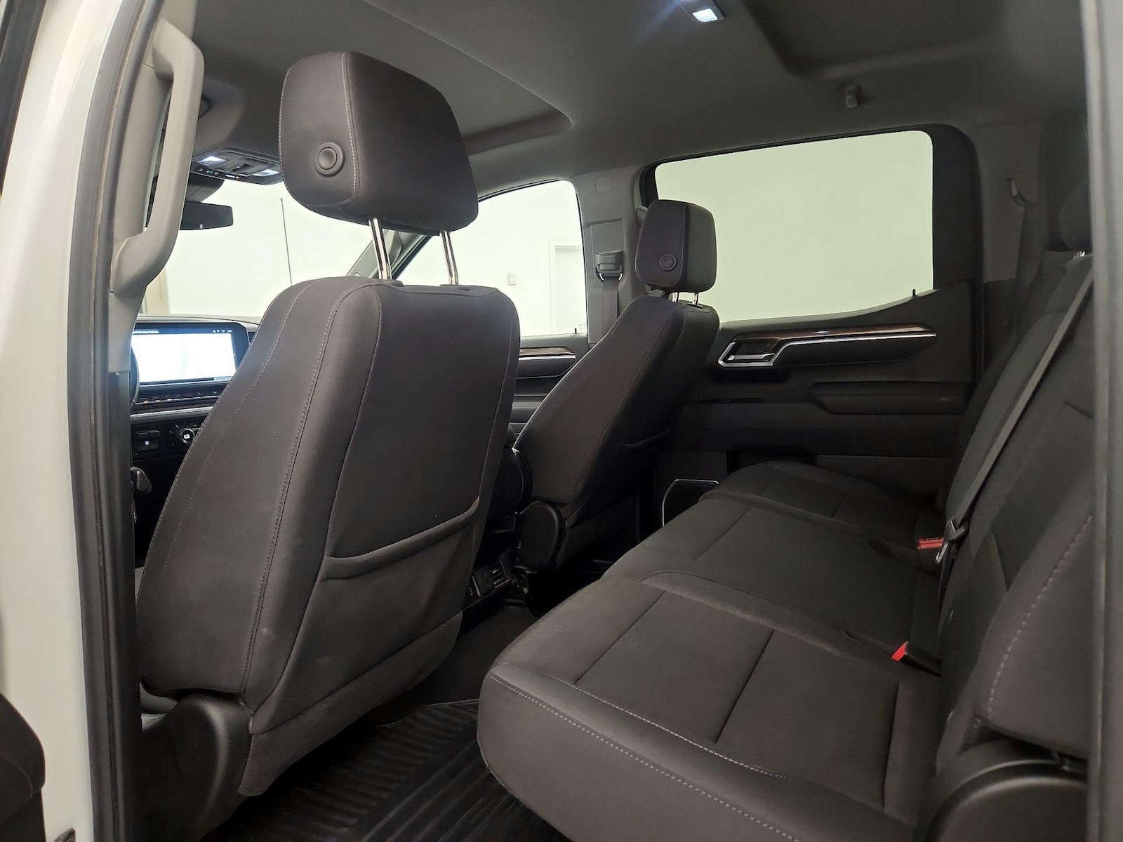 2025 Chevrolet Silverado 1500 LT - Photo 21