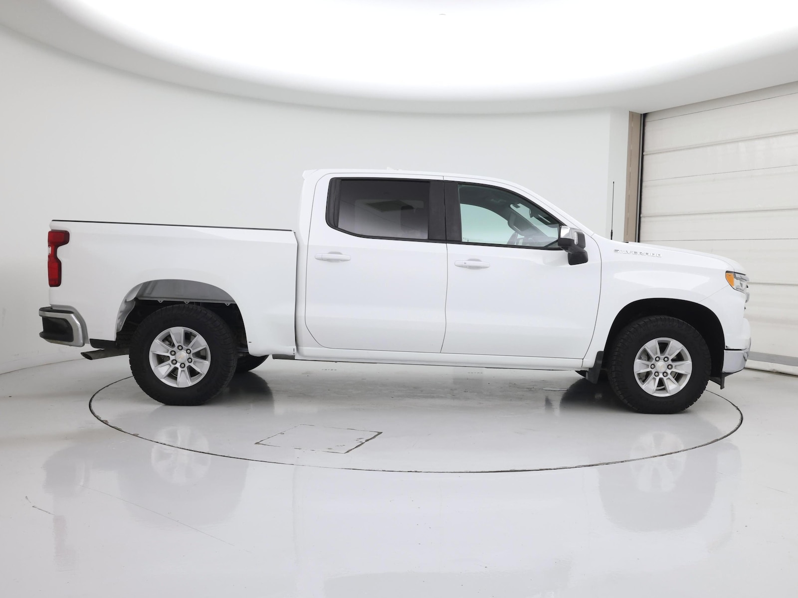 2025 Chevrolet Silverado 1500 LT - Photo 8