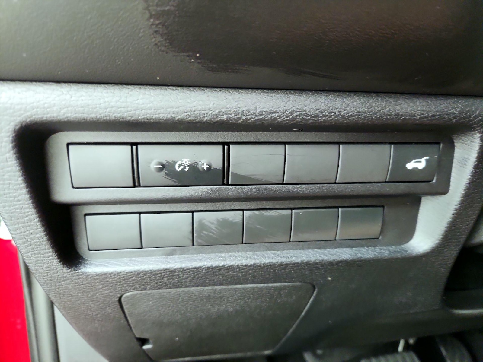 2025 Mitsubishi Outlander SE - Photo 14