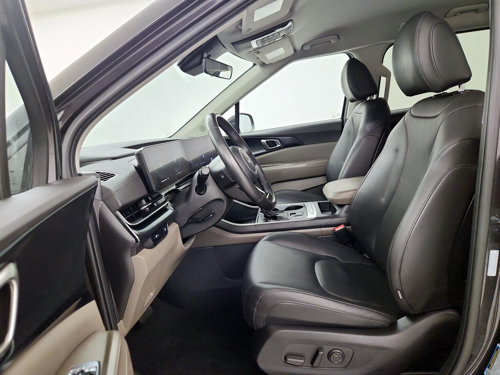 Thumbnail: 2025 Kia Carnival - 11