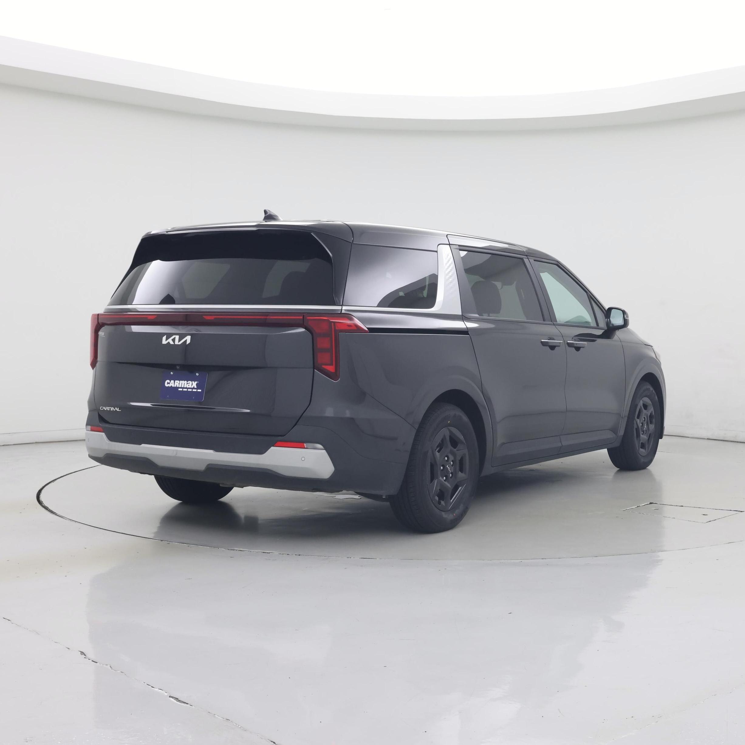 Thumbnail: 2025 Kia Carnival - 8