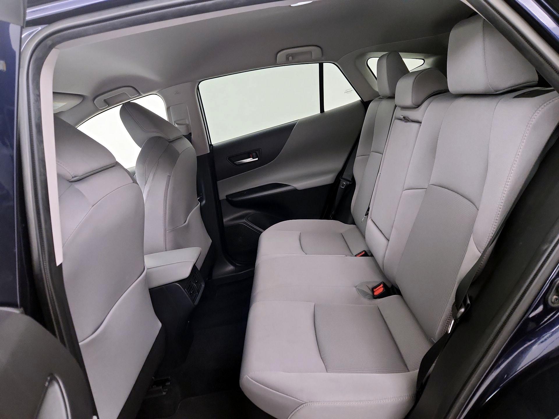 Thumbnail: 2022 Toyota Venza - 19