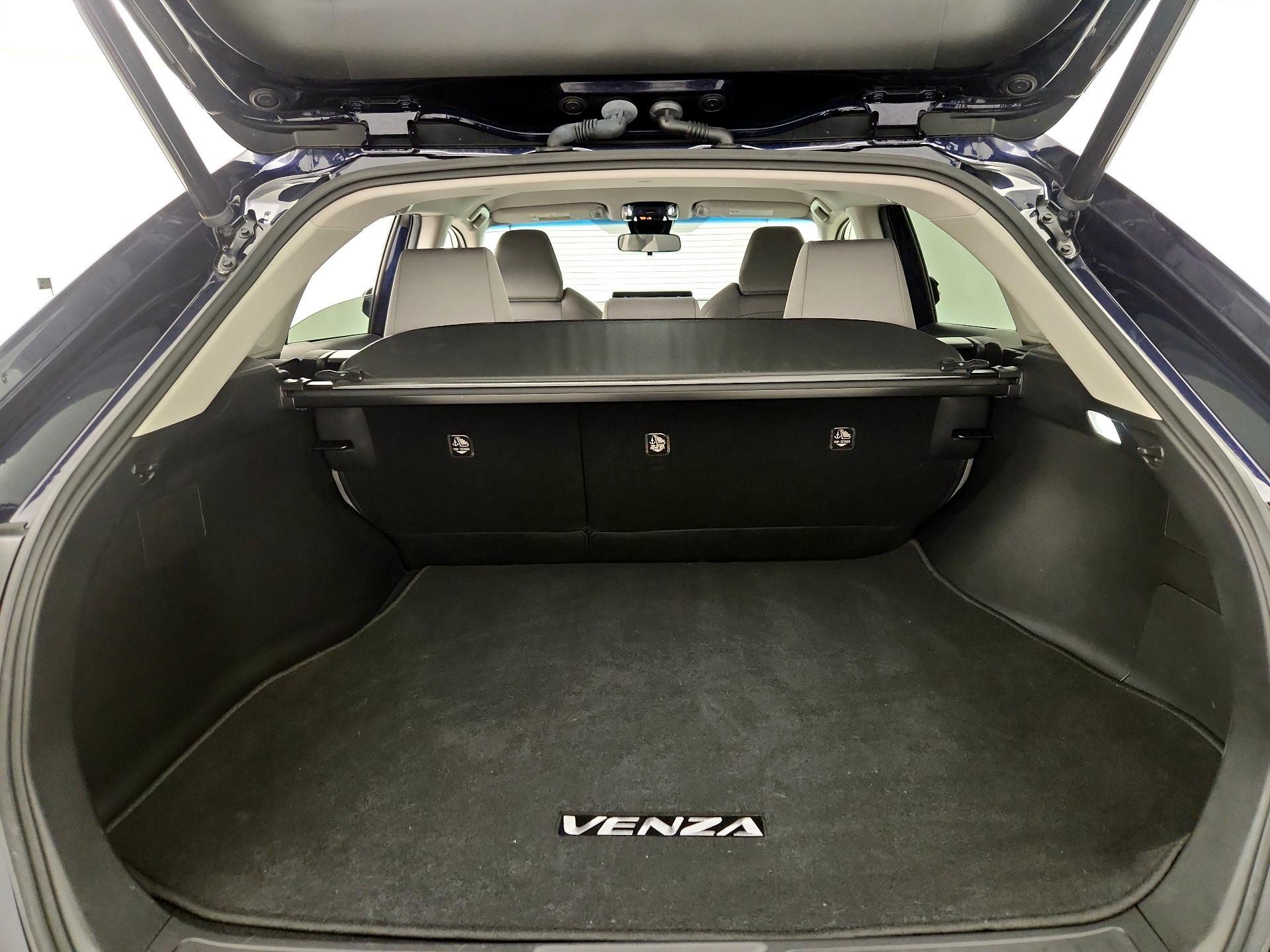 Thumbnail: 2022 Toyota Venza - 20