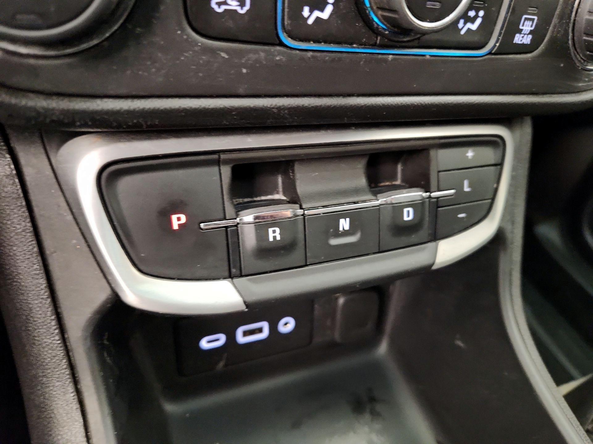 Thumbnail: 2024 GMC Terrain - 17