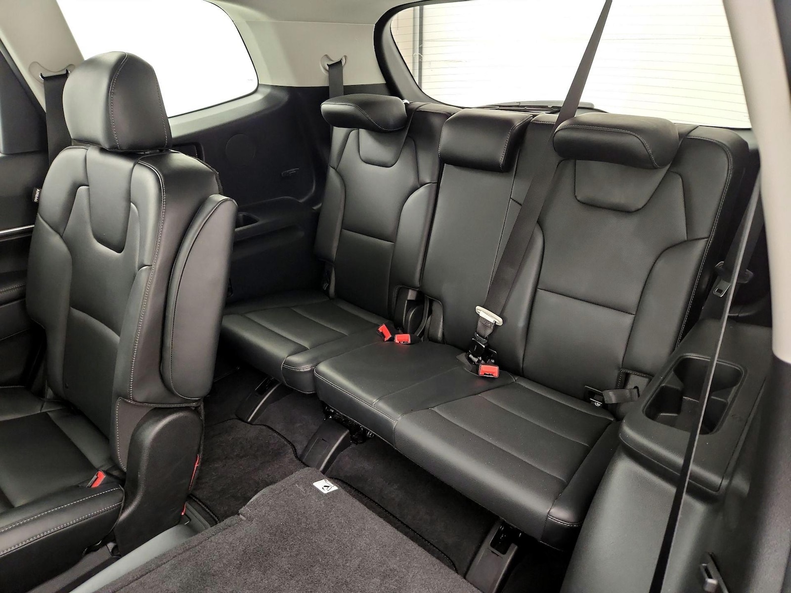 2025 Kia Telluride S - Photo 23